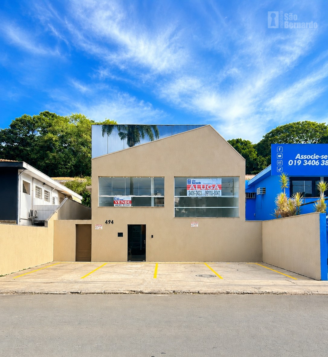 Casa comercial em Vila Santo Antônio