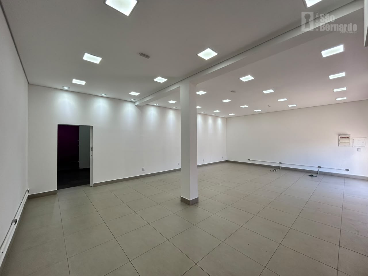 Salão Comercial / Loja para locação, 360m² por R$ 5.000,00/mês - Jardim Ipiranga - Americana/SP — foto 2