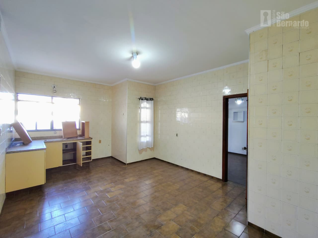 Casa com 2 dormitórios à venda (R$ 520.000,00) ou locação (R$ 2.300,00/mês), 180m² - Vila Frezzarim - Americana/SP — foto 4