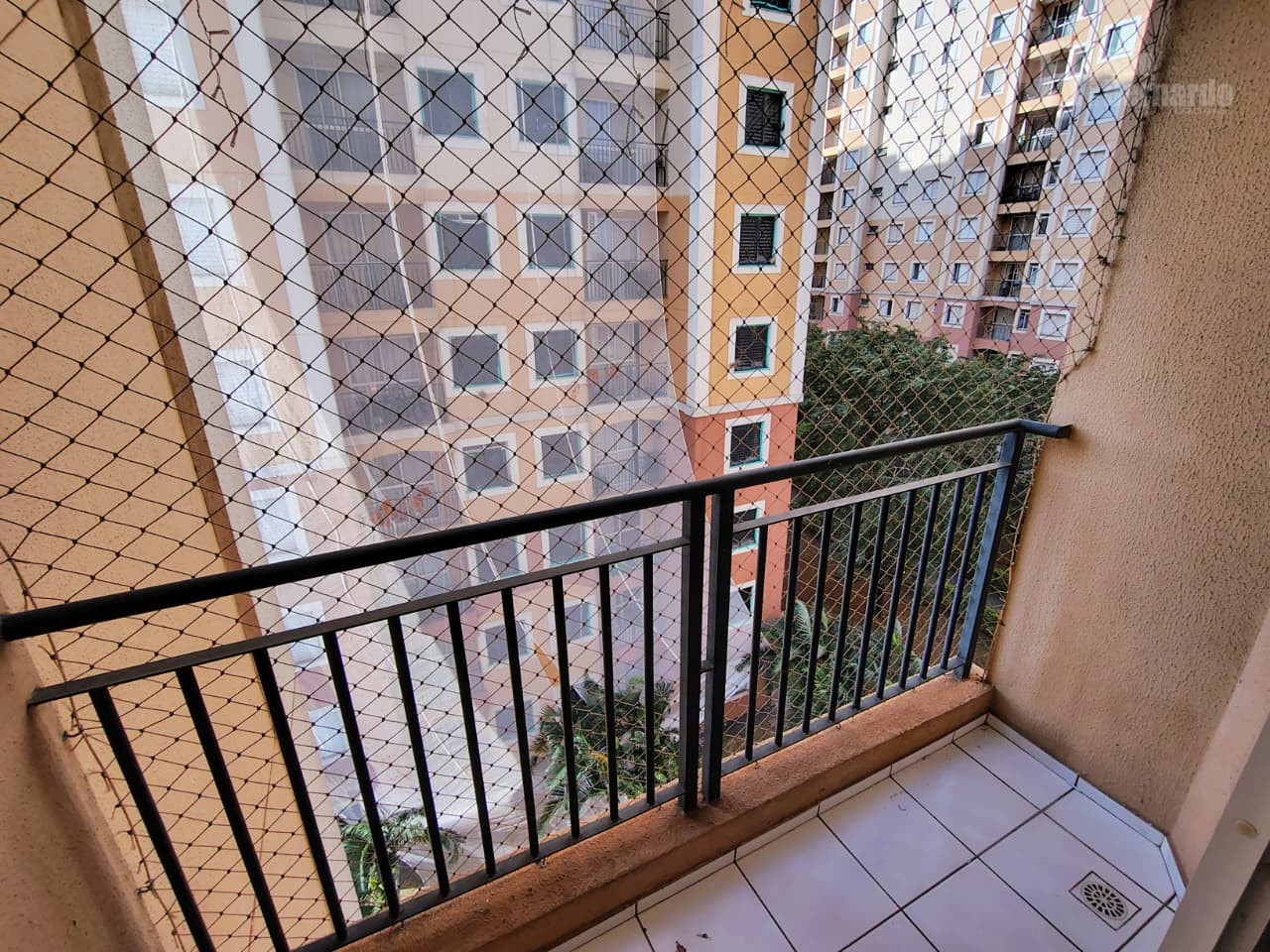 Apartamento com 2 dormitórios para locação, 52m² por R$ 1.350,00/mês - AMERICANA GARDENS - Americana/SP — foto 2