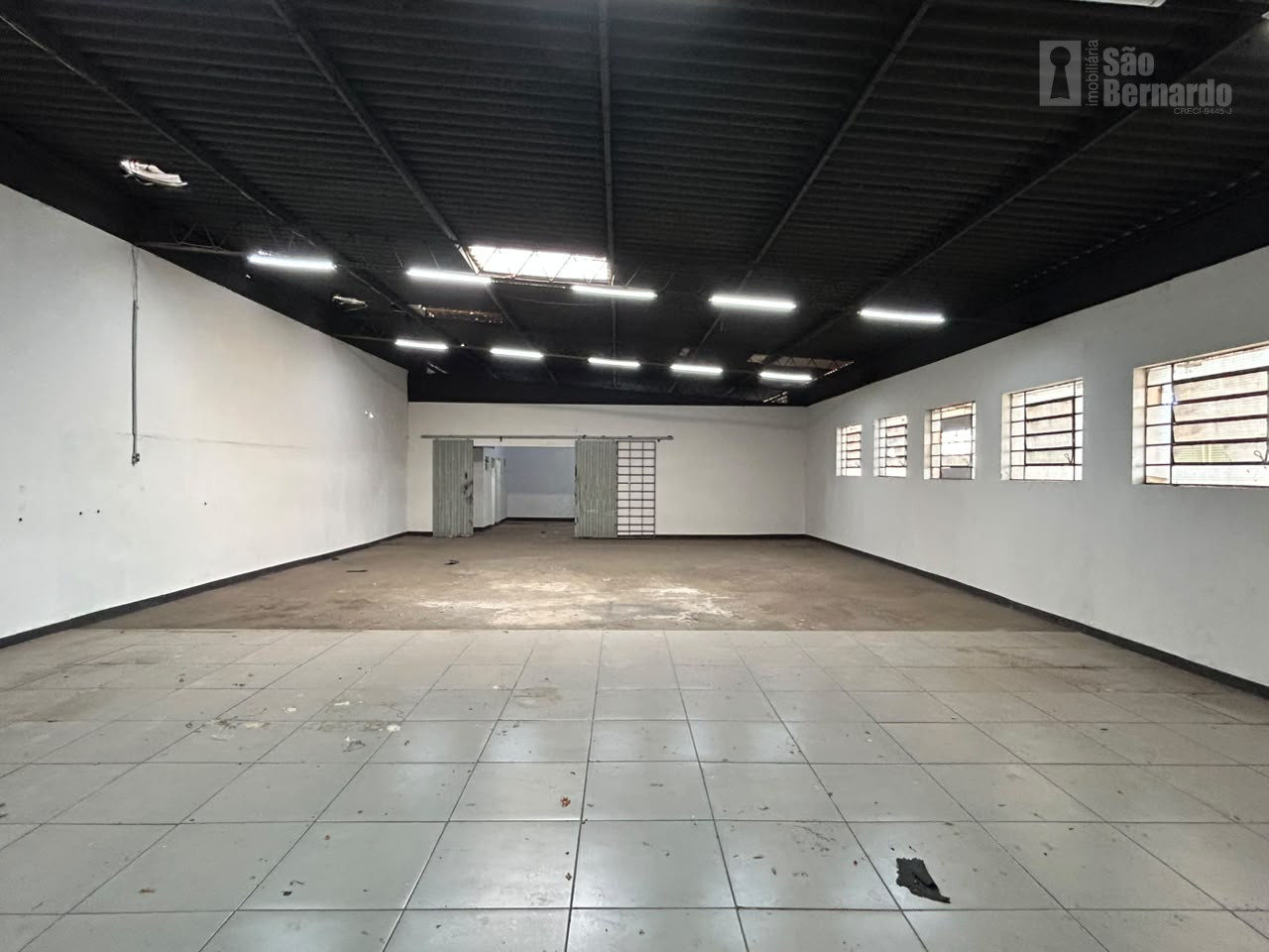 Salão Comercial / Loja para locação, 348m² por R$ 6.300,00/mês - Jardim Ipiranga - Americana/SP — foto 4
