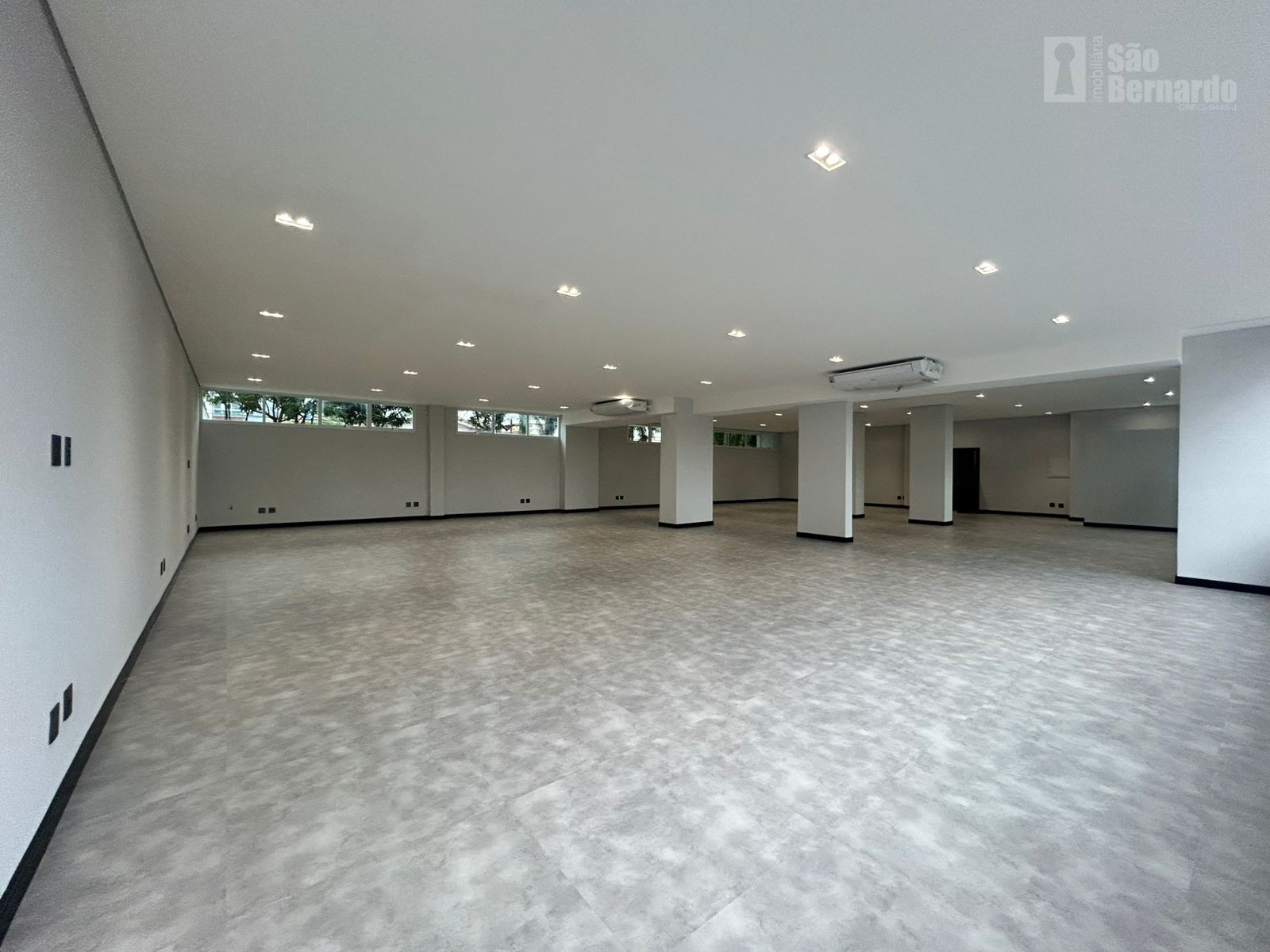 Sala Comercial / Escritorio / Consultório para locação, 300m² por R$ 23.000,00/mês - Vila Santo Antônio - Americana/SP — foto 4