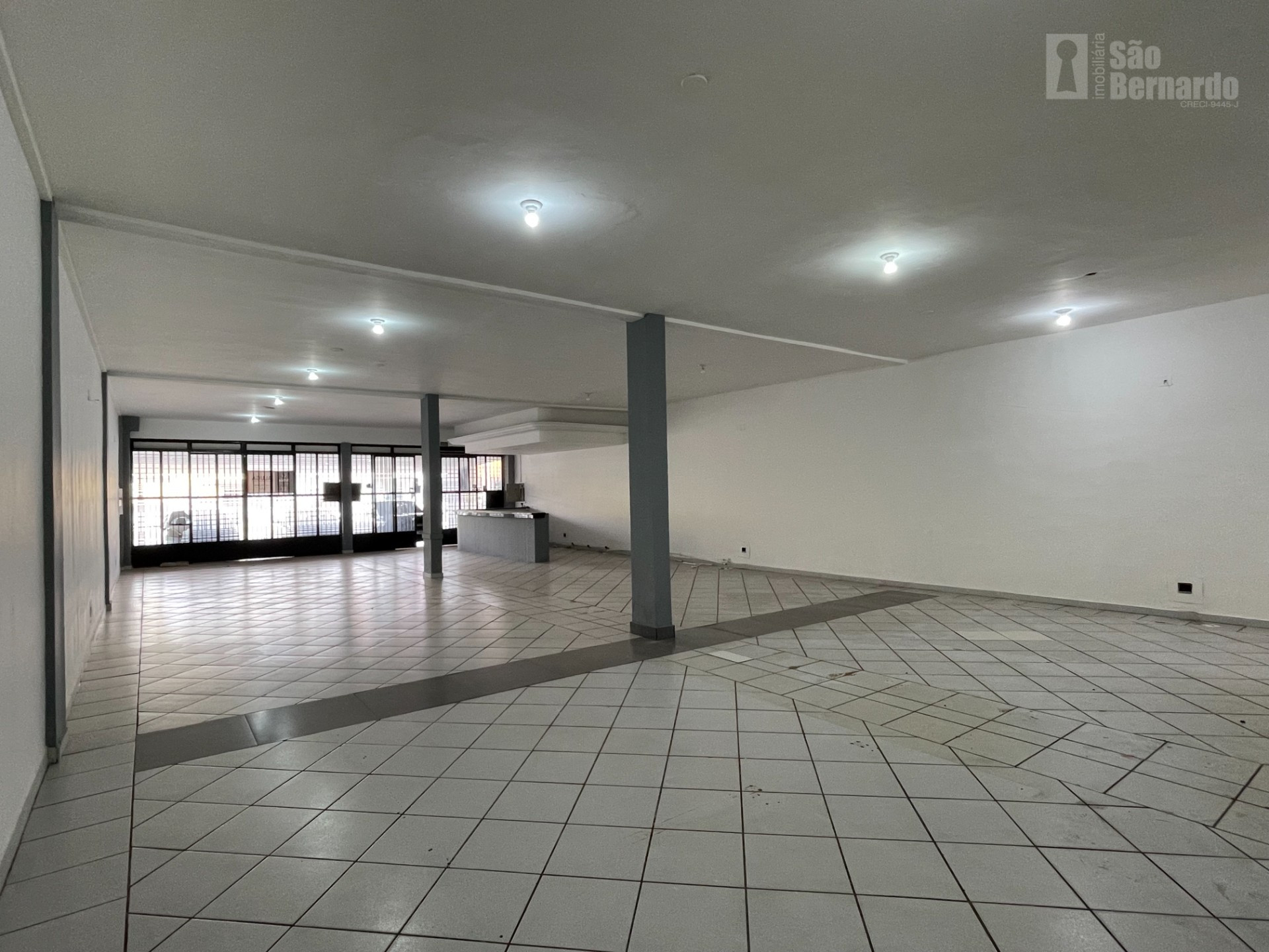 Salão Comercial / Loja para locação, 230m² por R$ 6.000,00/mês - Vila Mollon - Americana/SP — foto 4
