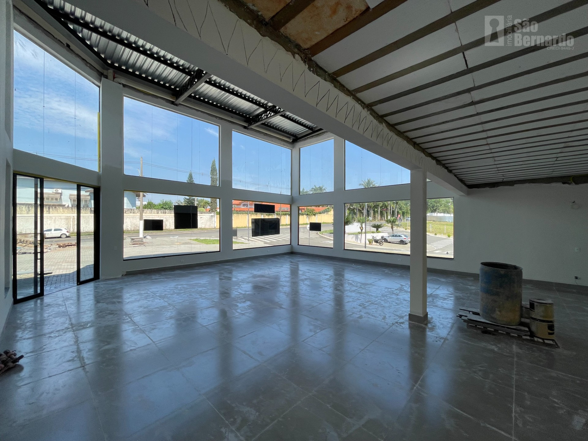 Salão Comercial / Loja em Loteamento Residencial Jardim Villagio