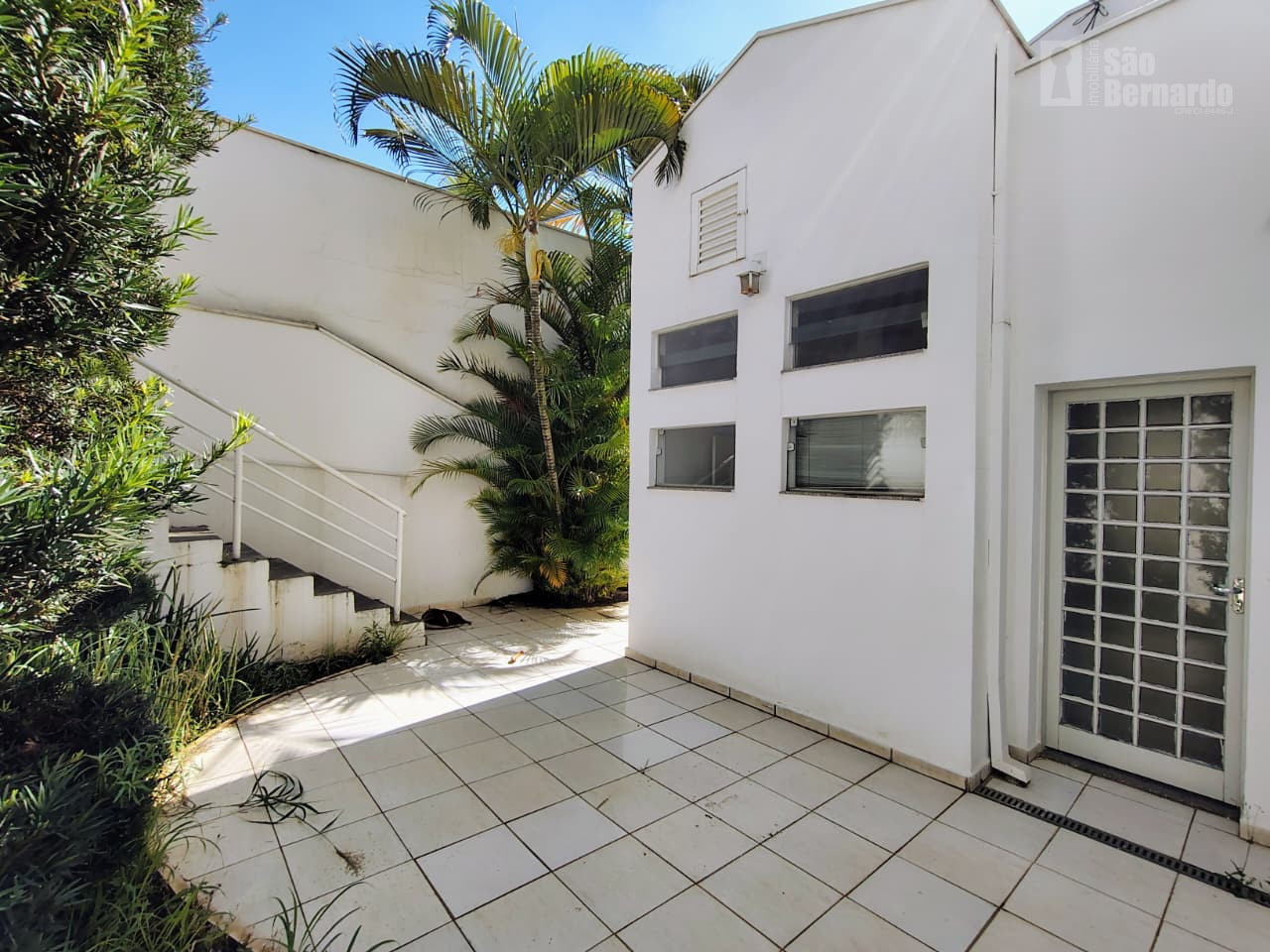 Casa comercial em Centro
