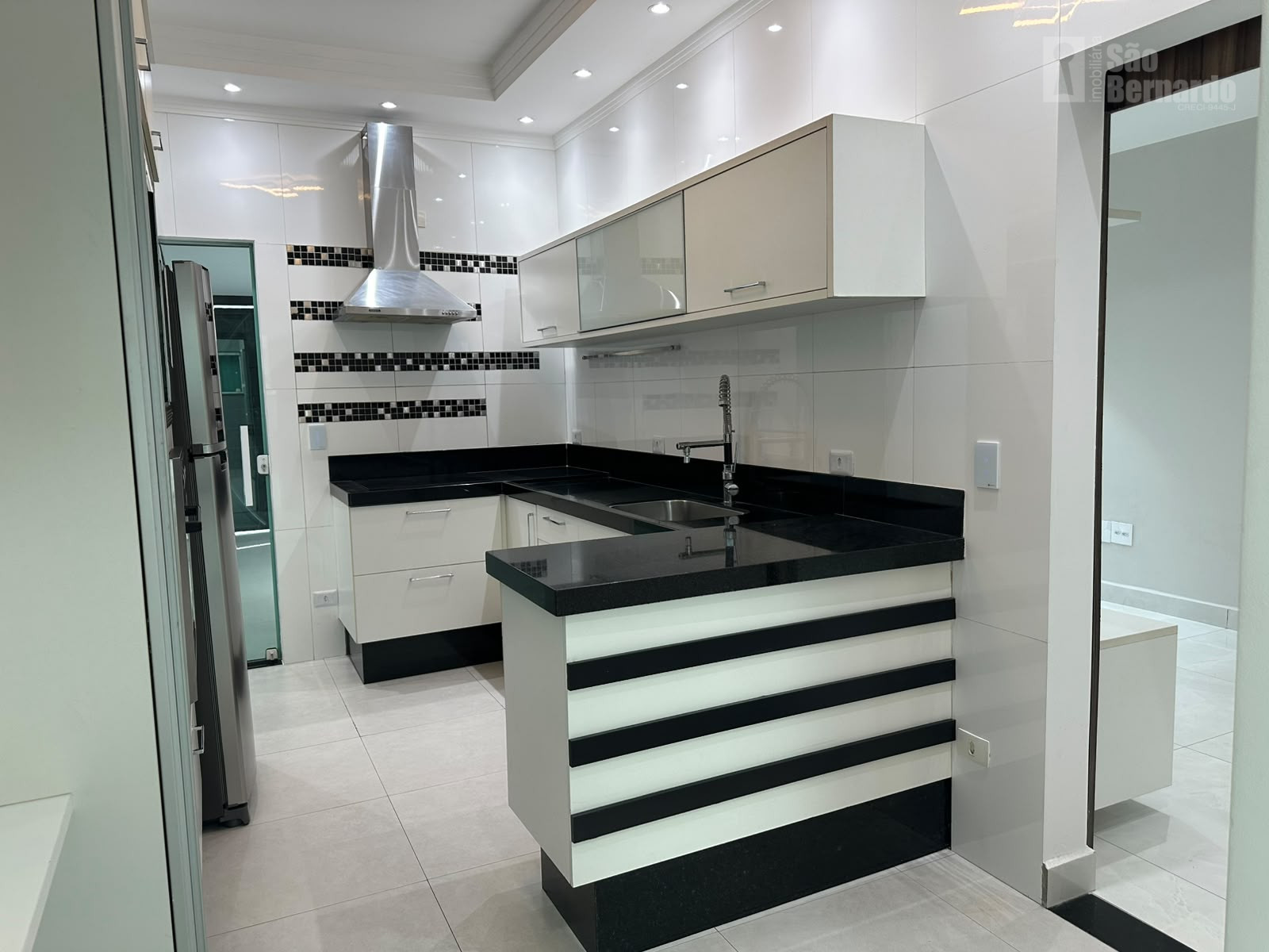 Casa com 2 dormitórios à venda, 125m² por R$ 650.000,00 - Jardim Boer I - Americana/SP — foto 4