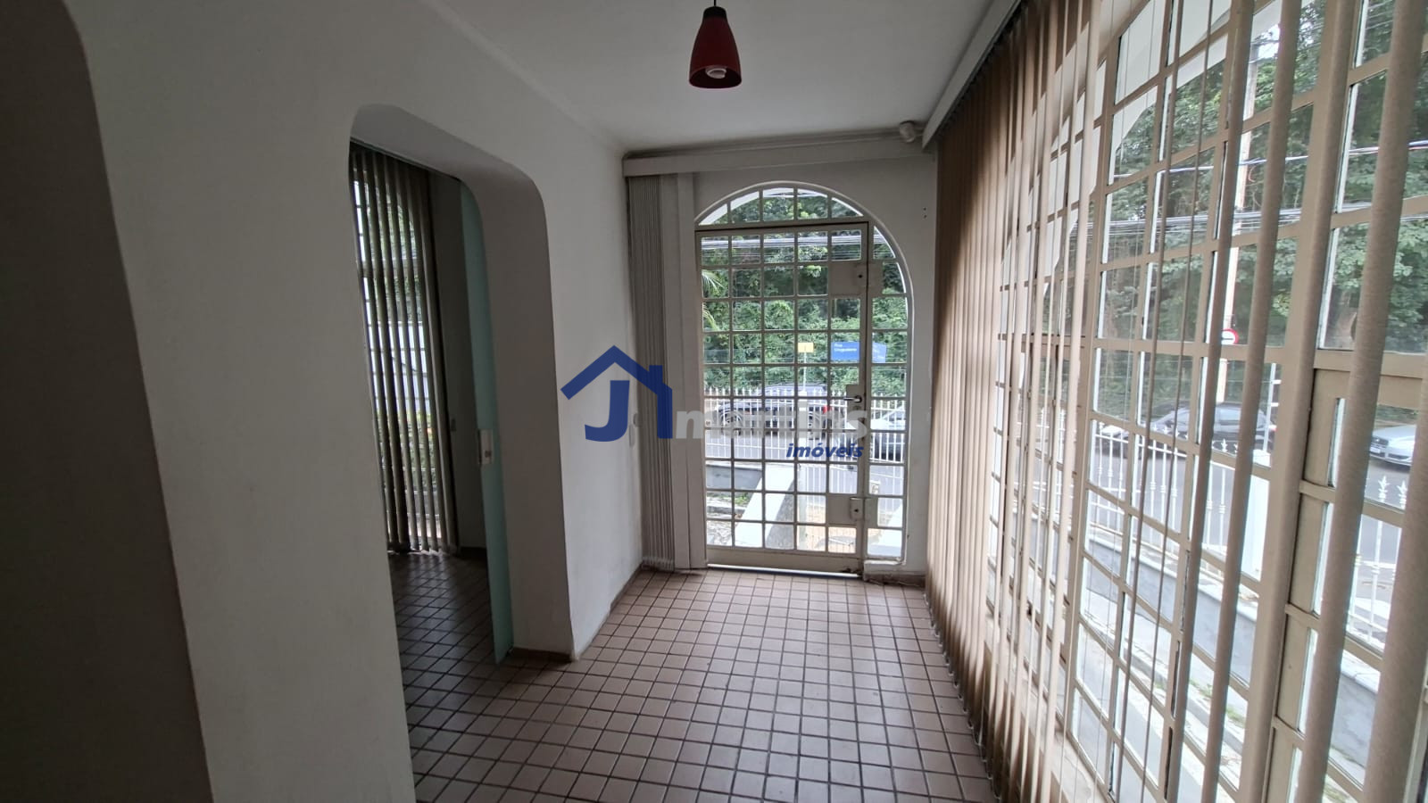 CASA COMERCIAL AMPLA E VERSÁTIL NO BOSQUE PARA LOCAÇÃO – CAMPINAS/SP — foto 3