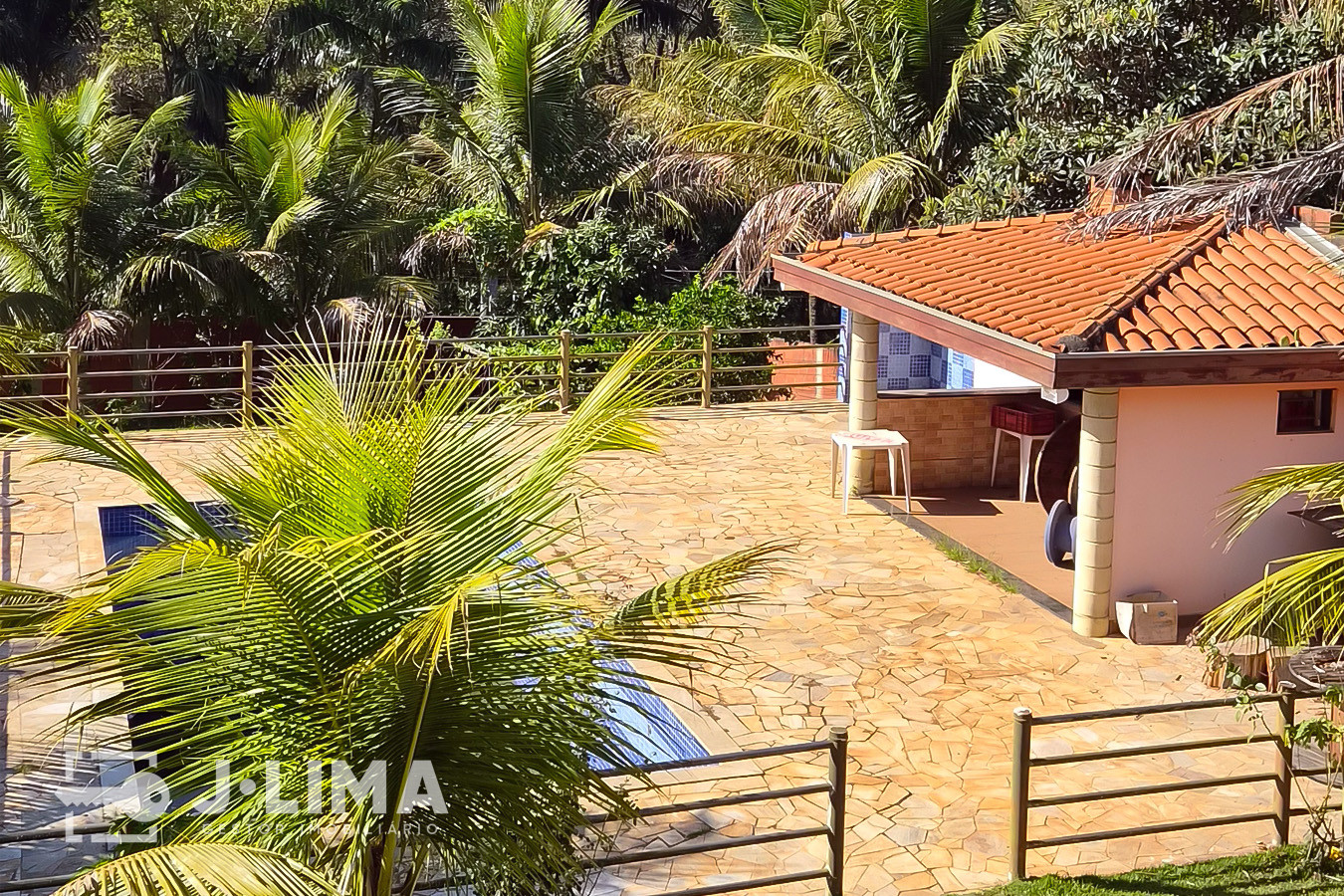 Chácara com 3 dormitórios e piscina à venda Vale das Nogueiras, em Americana (SP).  Área do terreno: 1000m². Valor: R$ 1.500.000,00 — foto 3