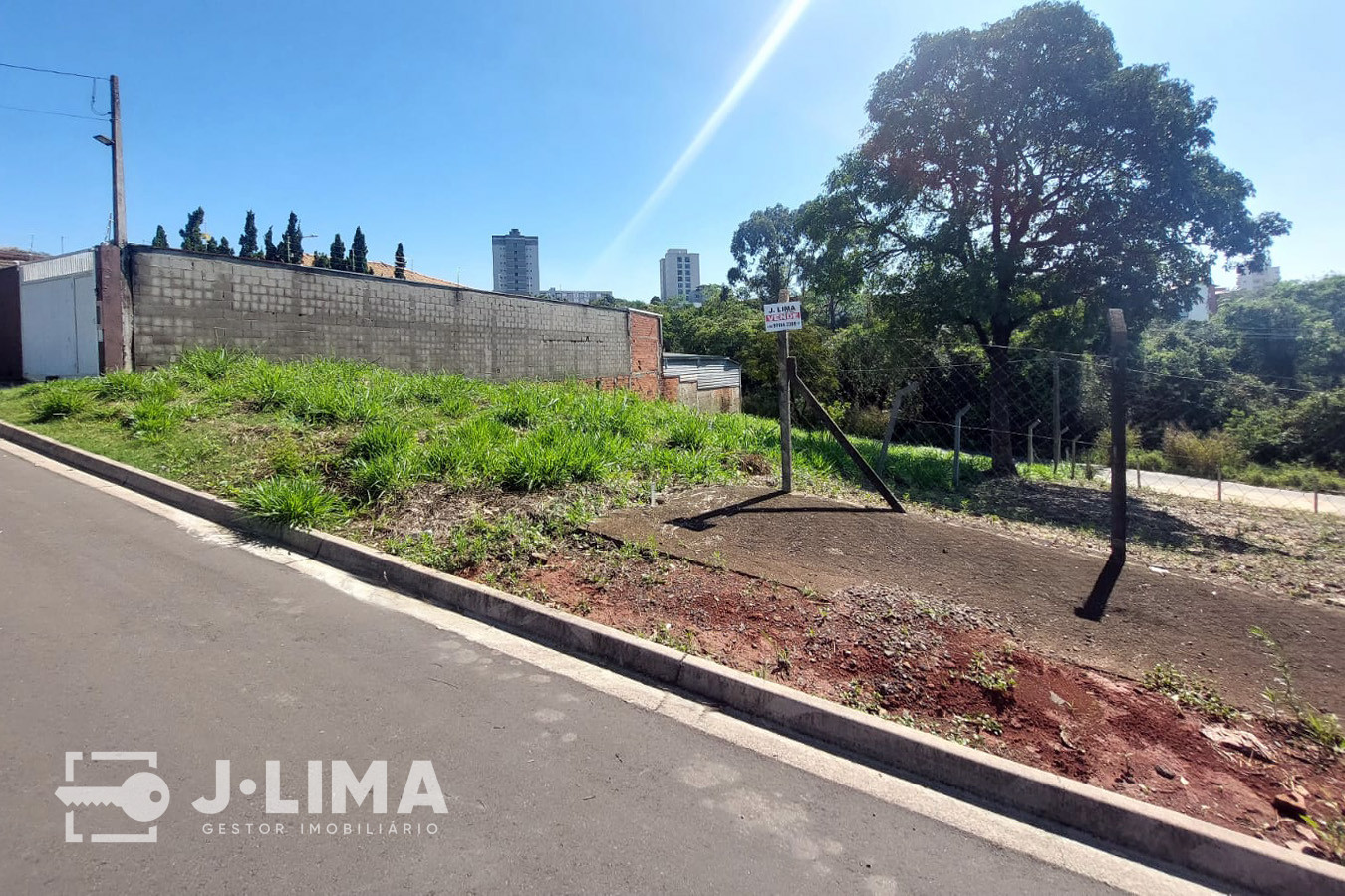 Terreno com excelente localização à venda no Vale do Rio Branco, em Americana (SP). Área: 633m². Valor: R$ 640.000,00 — foto 2