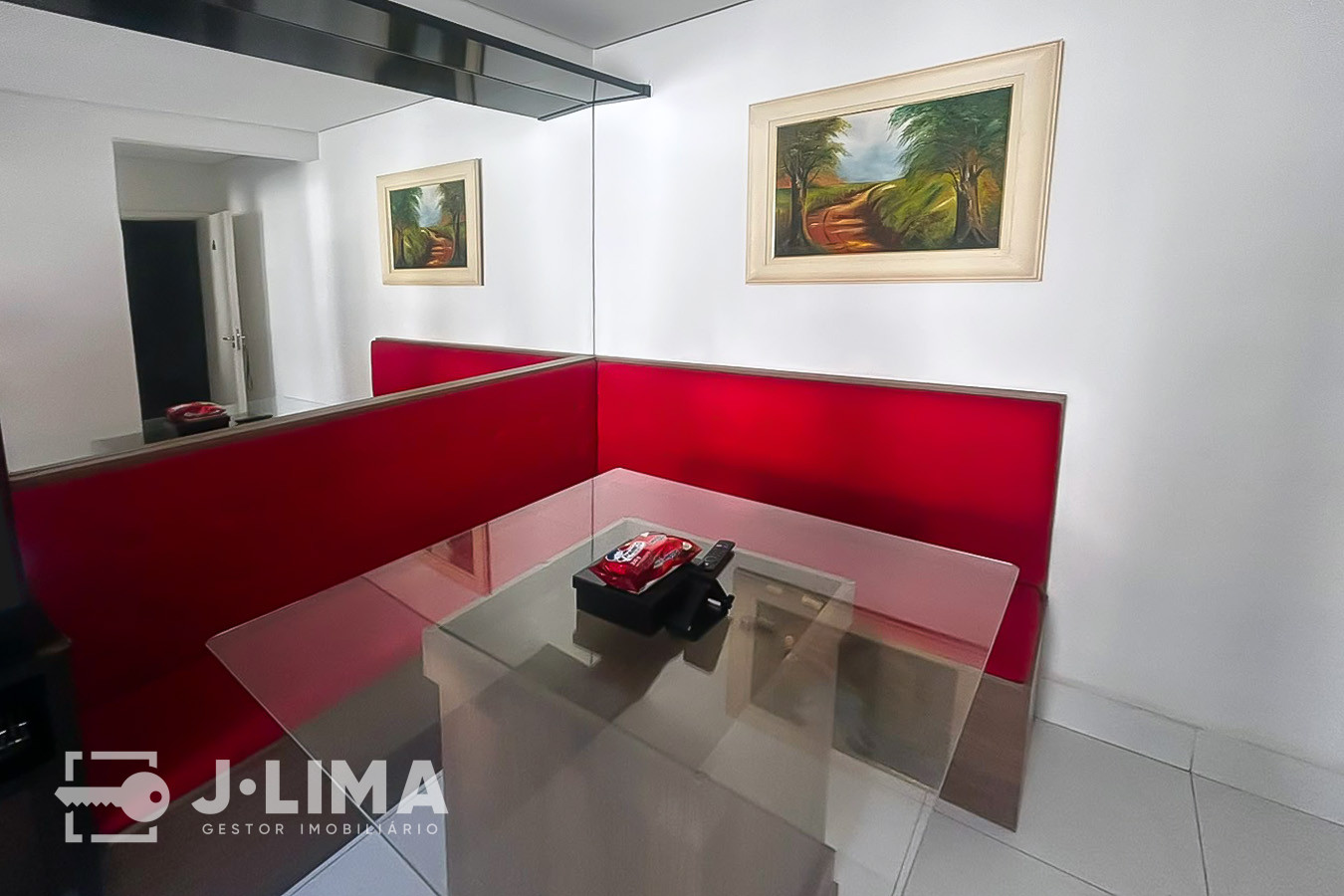 Apartamento mobiliado com 2 dormitórios à venda no Condomínio Spazio Beach, em Americana (SP). Área útil: 50m². Valor: R$ 215.000,00 — foto 2
