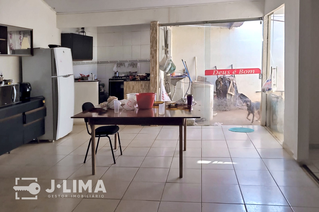 Sobrado com 2 dormitórios e um salão comercial à venda no Jardim Paulicéia, em Cardoso (SP). Área útil: 235m². Valor: R$ 270.000,00 — foto 4