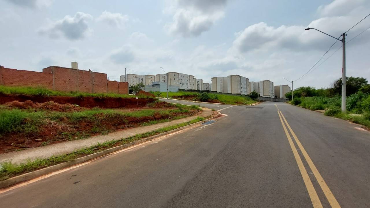 Terreno / Lote em Bom Jardim Residencial