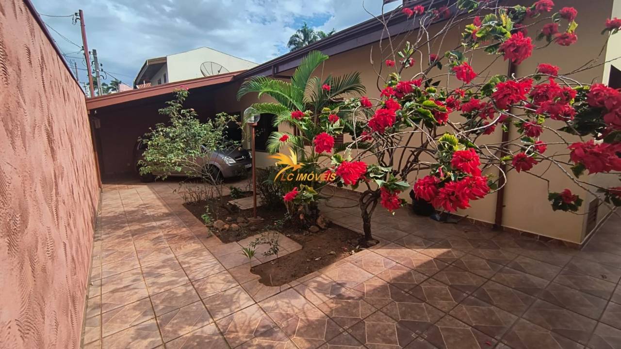 Casa com 4 dormitórios à venda, 240m² por R$ 900.000,00 - Vila São Pedro - Americana/SP — foto 2