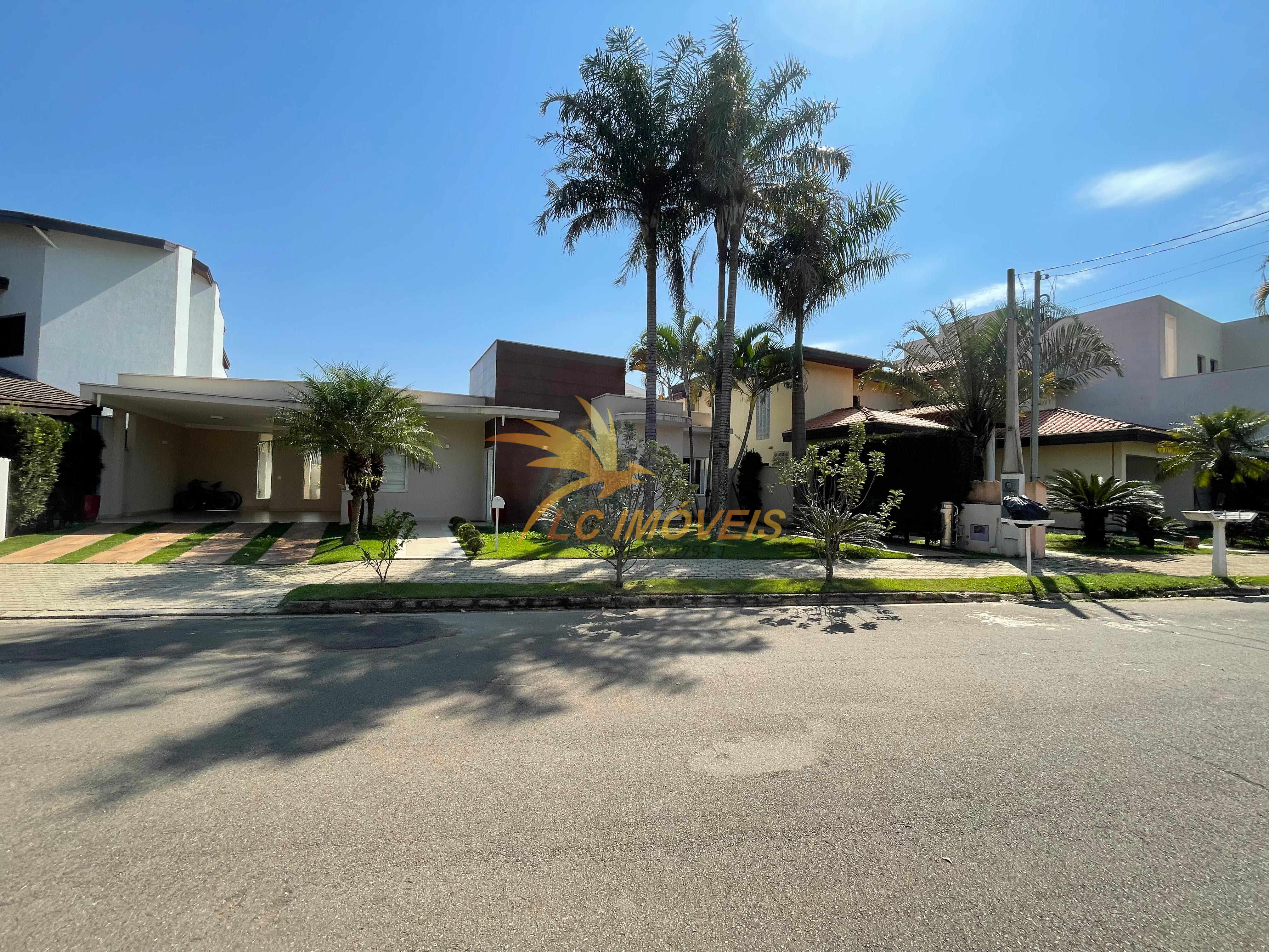 Casa em condomínio em Jardim Imperador