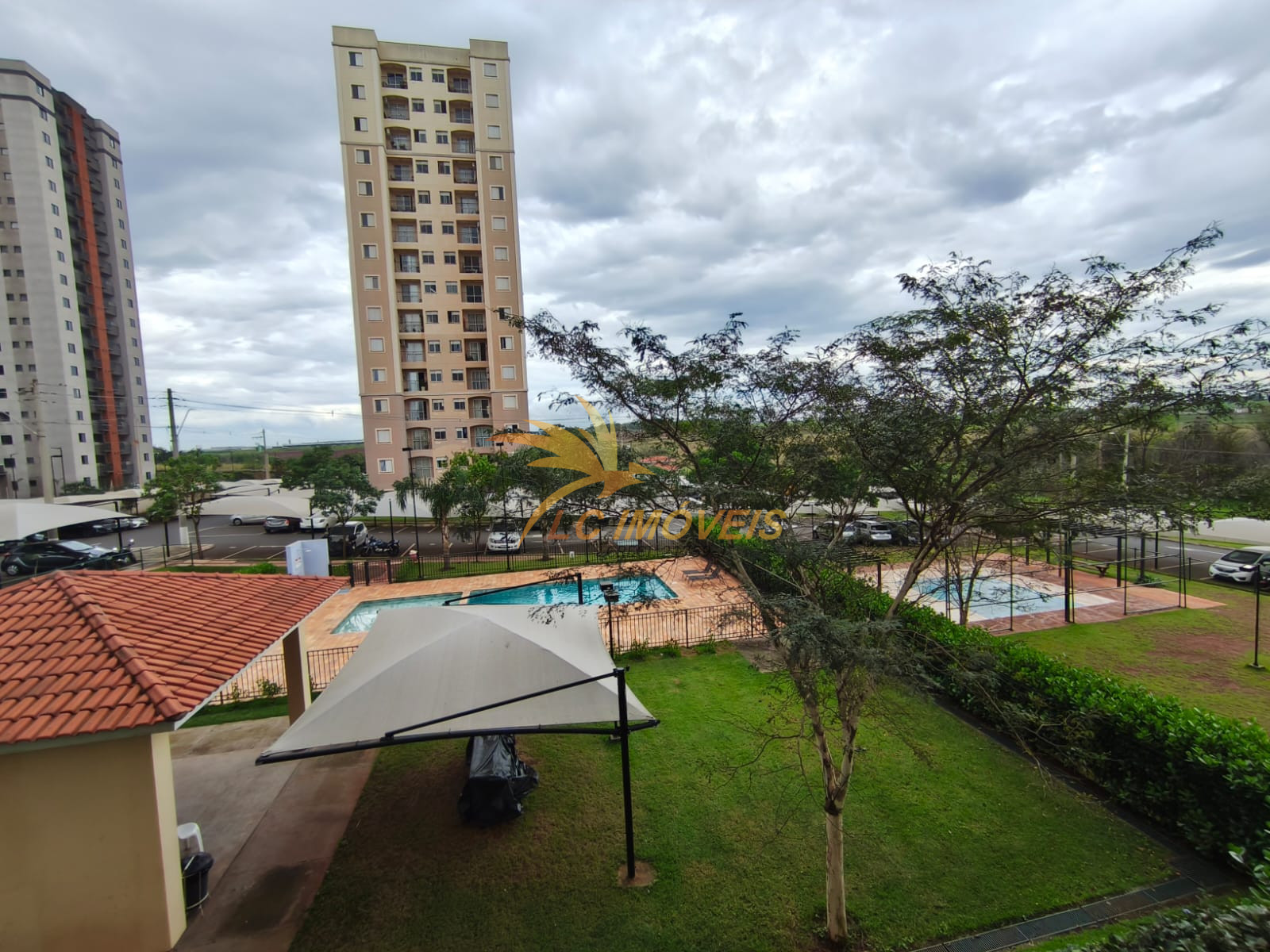 Apartamento com 2 dormitórios à venda, 56m² por R$ 310.000,00 - Jardim Firenze II - Santa Bárbara D'Oeste/SP — foto 2