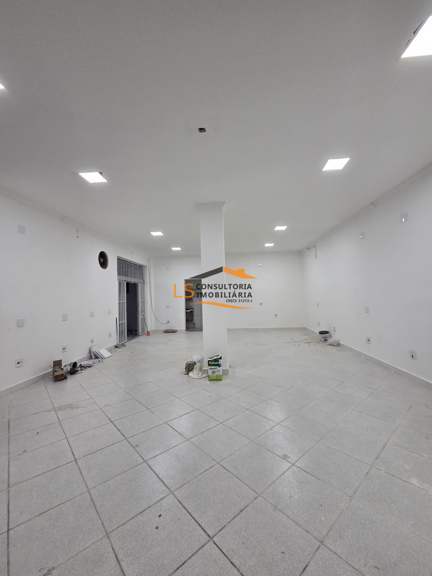 Salao Comercial com 100 metros — foto 3
