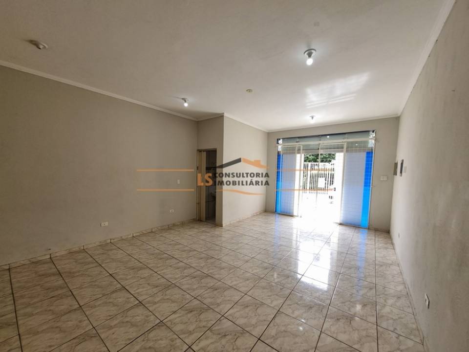 Salão Comercial / Loja em Jardim São Roque