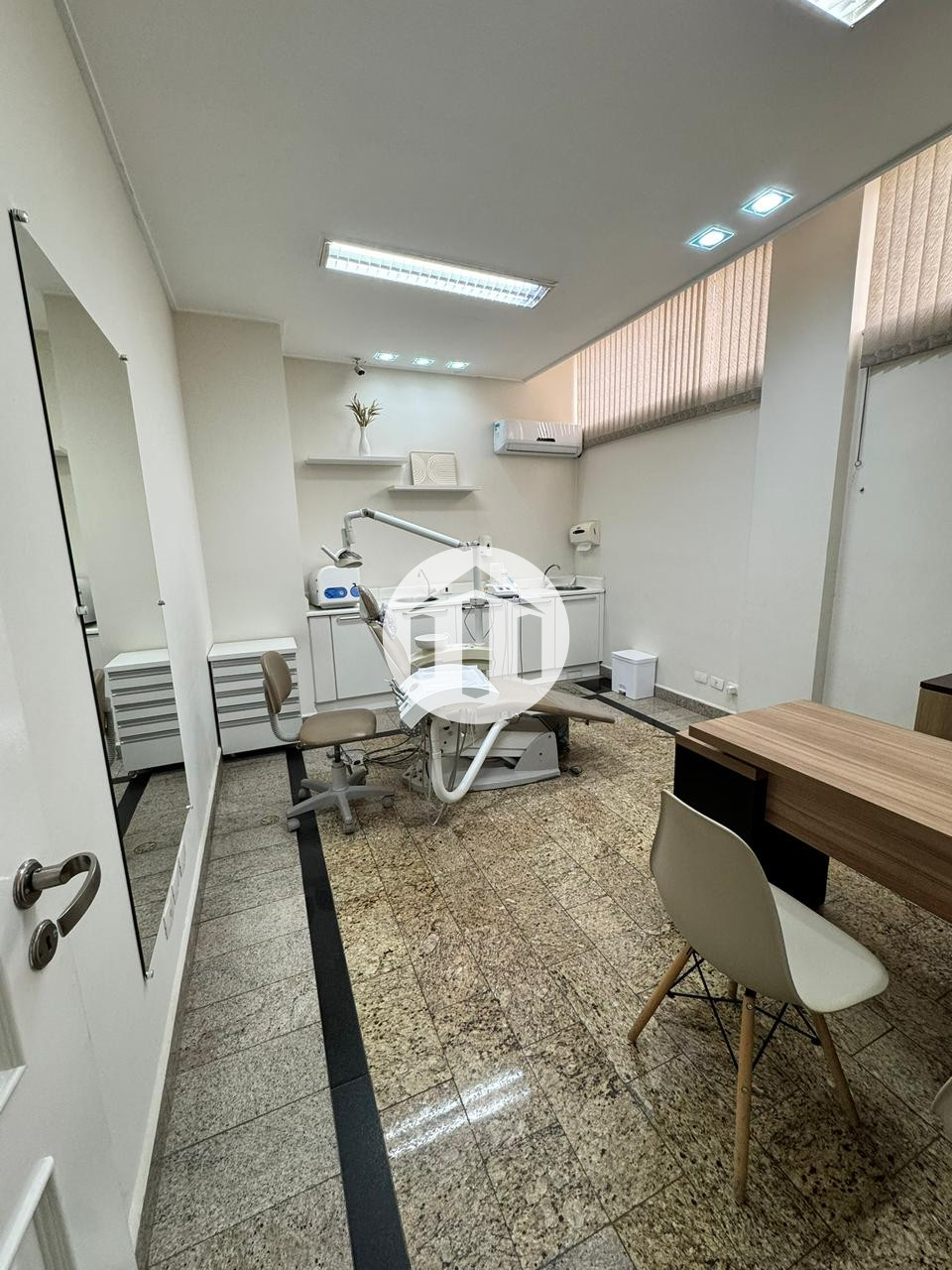 Sala Comercial / Escritorio / Consultório para locação por R$ 1.750,00/mês - Chácara Girassol - Americana/SP — foto 2
