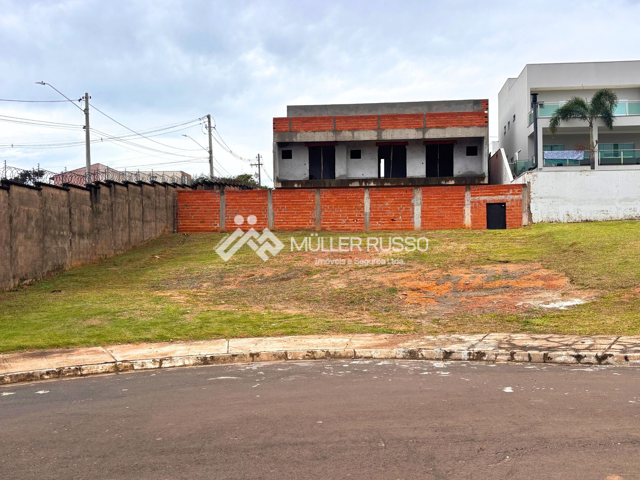 Terreno em condomínio à venda, 543m² por R$ 580.000,00 - Condomínio Phillipson Park - Americana/SP — foto 2