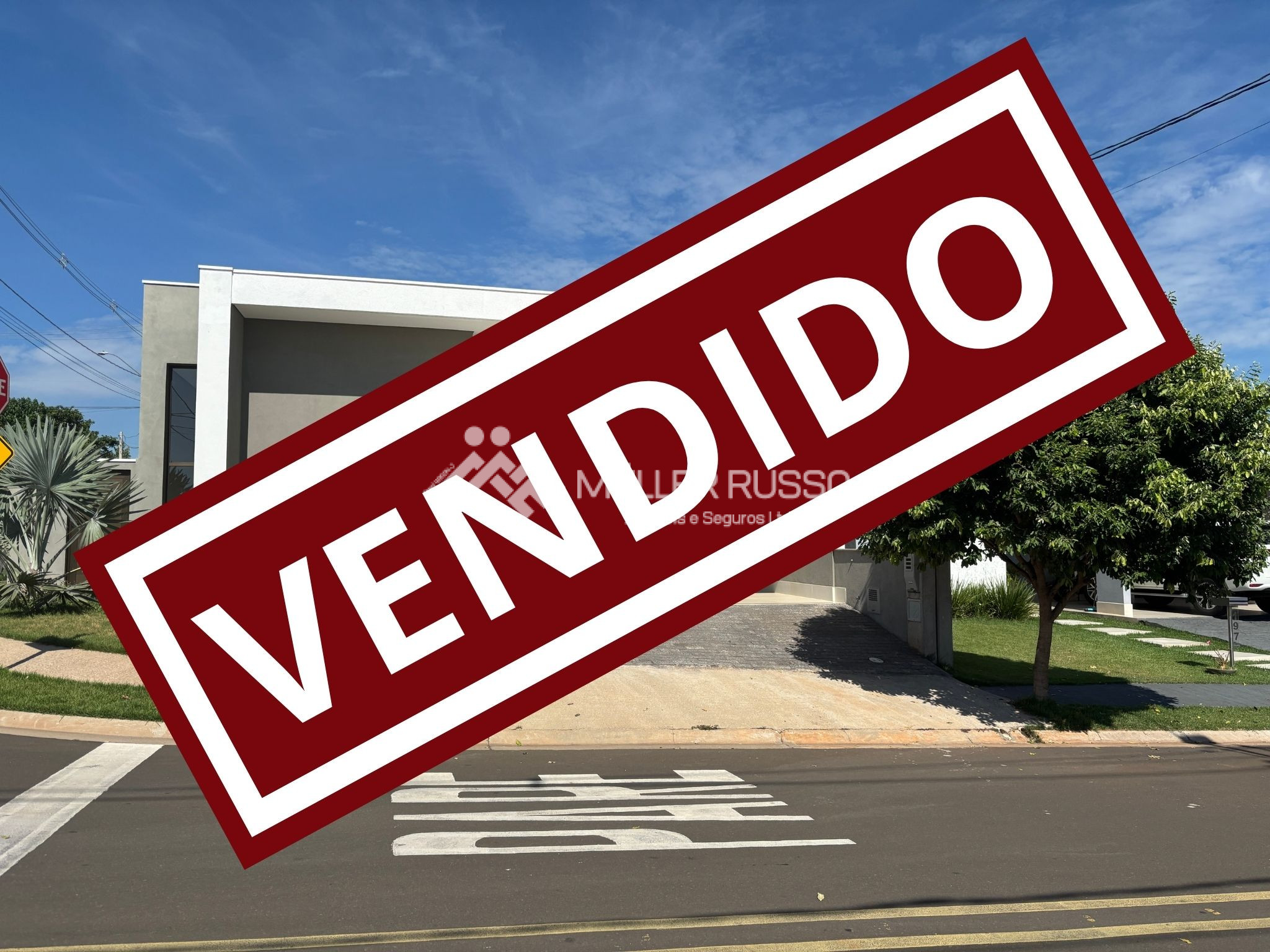 Casa em condomínio em Jardim Solar das Esmeraldas