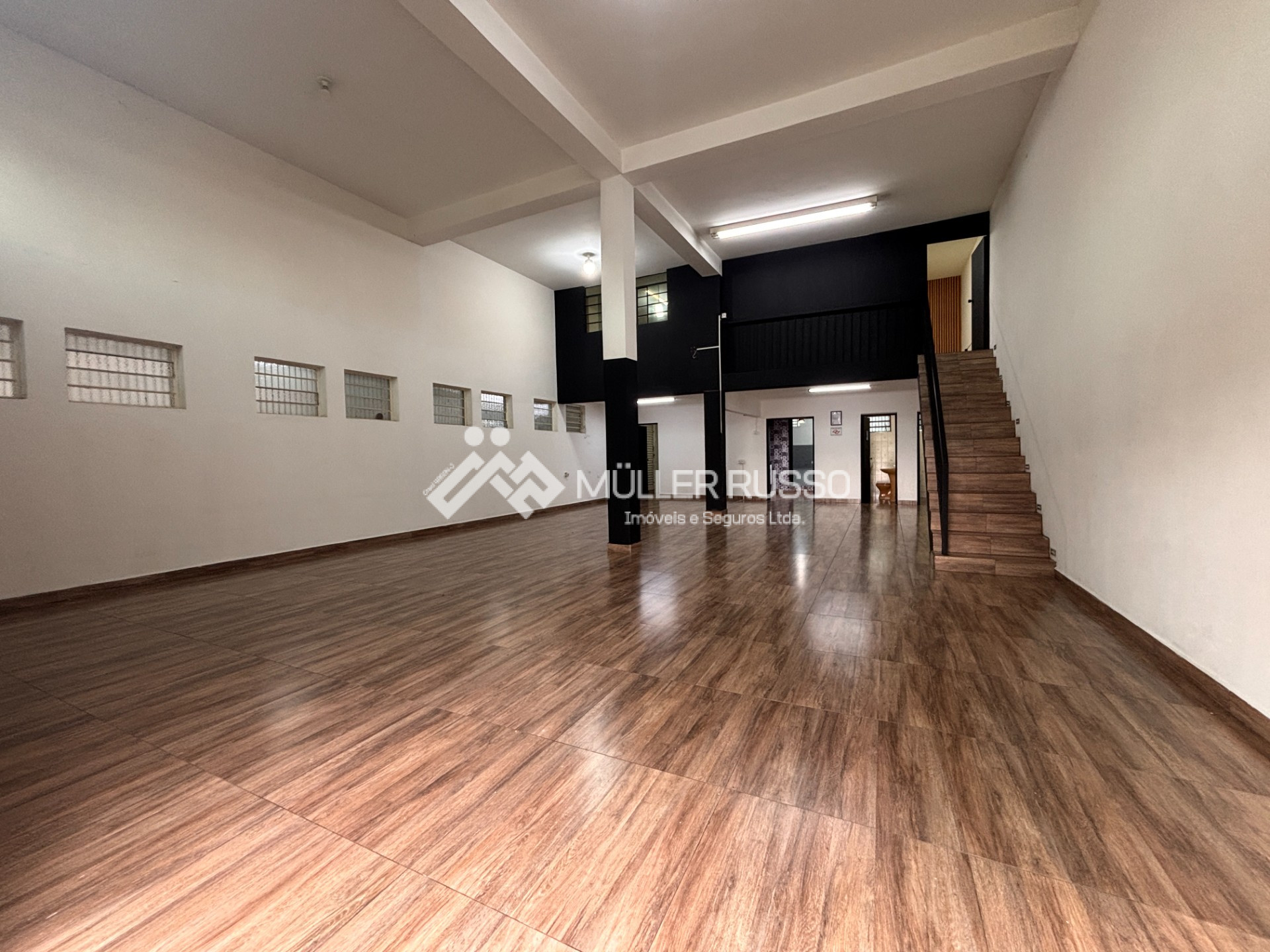 Salão Comercial / Loja para locação, 451m² por R$ 5.300,00/mês - Santa Cruz - Americana/SP — foto 3
