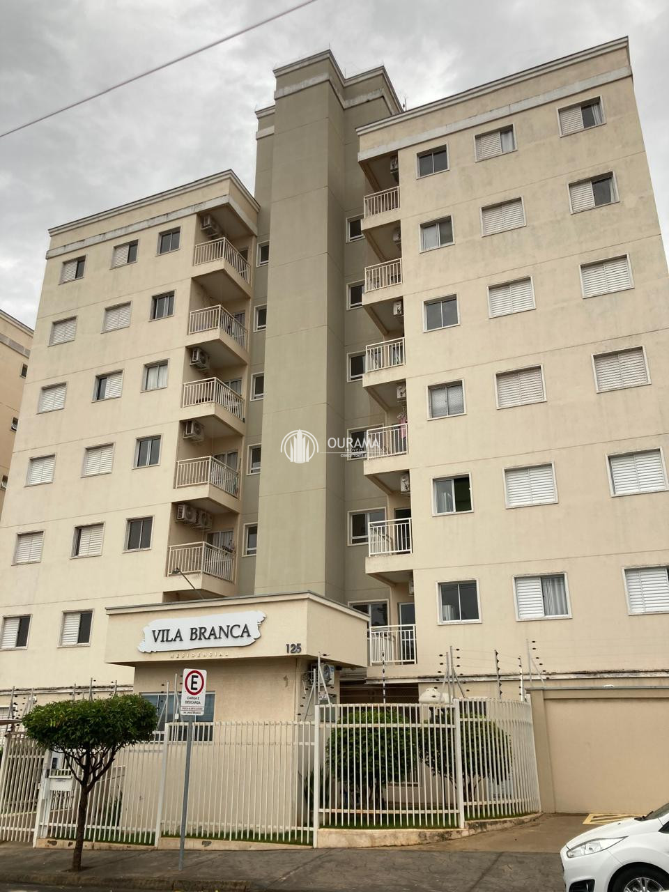 Apartamento em Parque Universitário