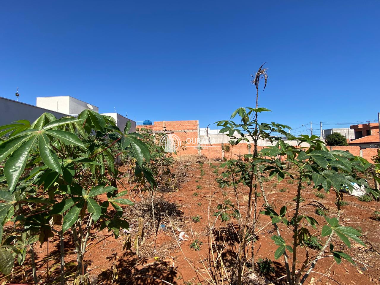 Terreno / Lote em Jardim dos Manacás