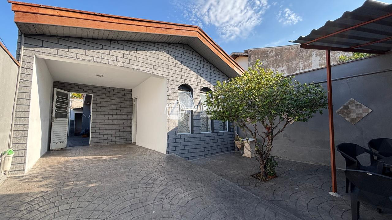 Casa em Jardim Nossa Senhora de Fátima