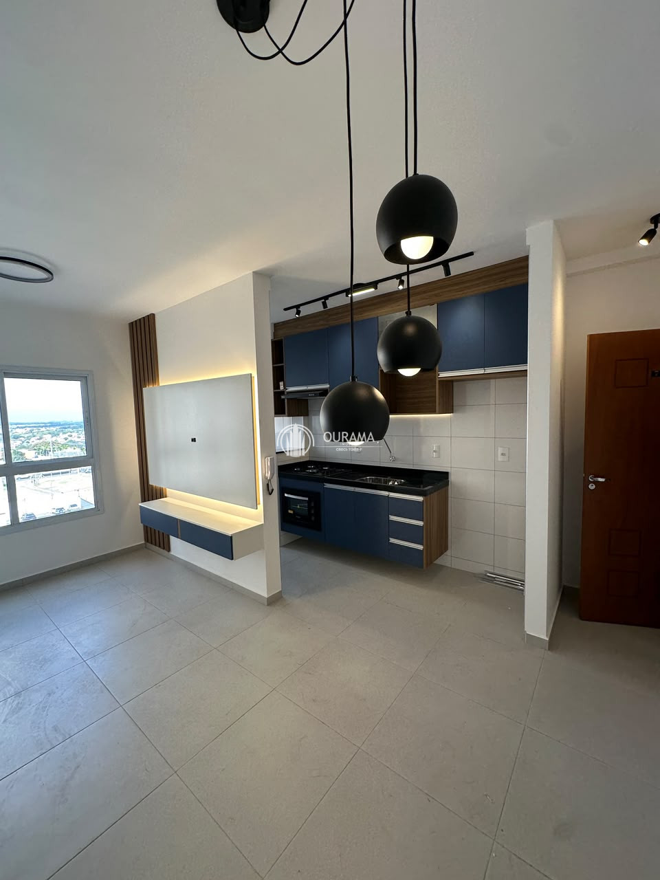 Apartamento em Zona Predominantemente Residencial Dois ( Zpr 2)