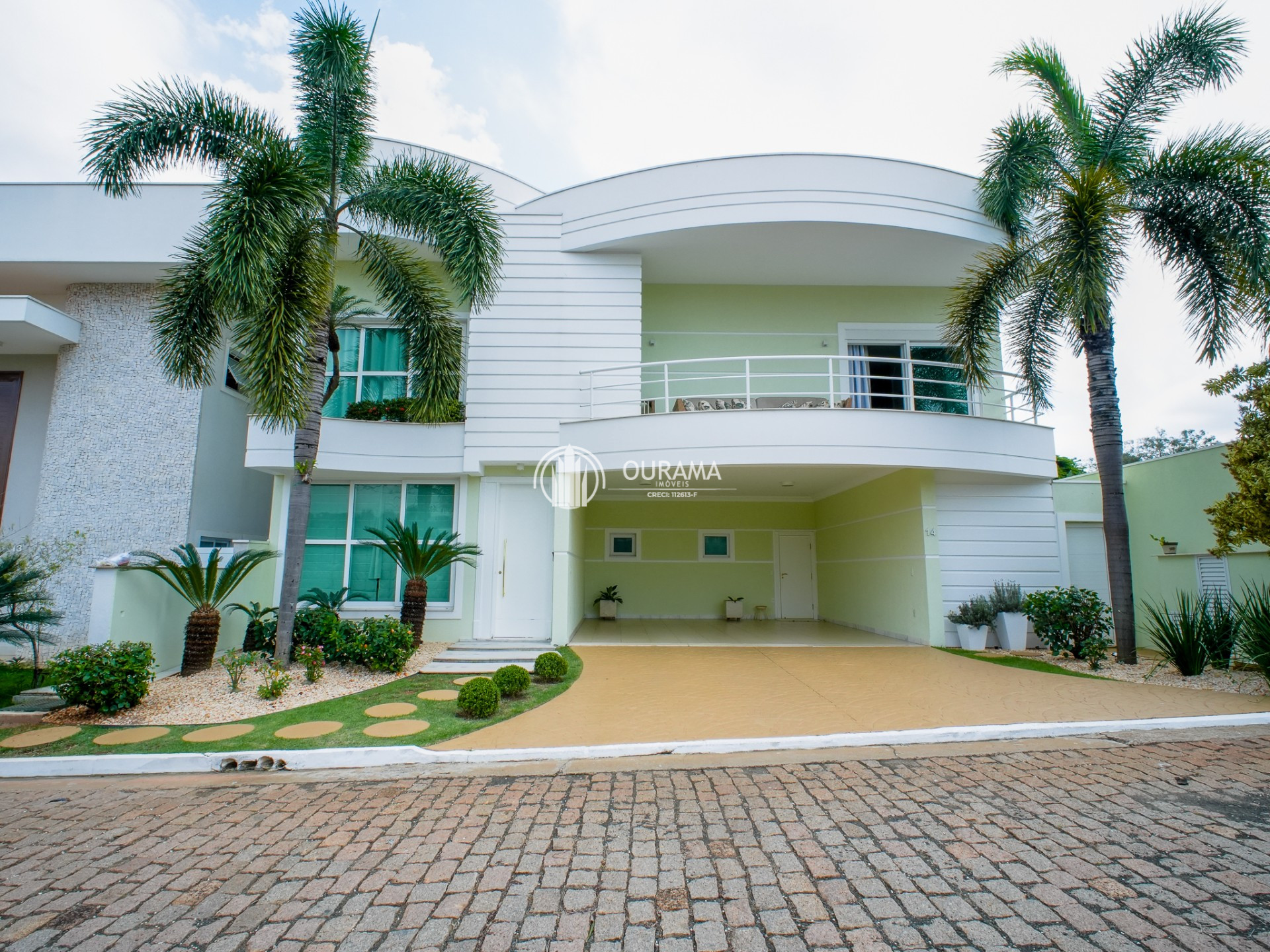 Casa em condomínio em Vila Santo Antônio