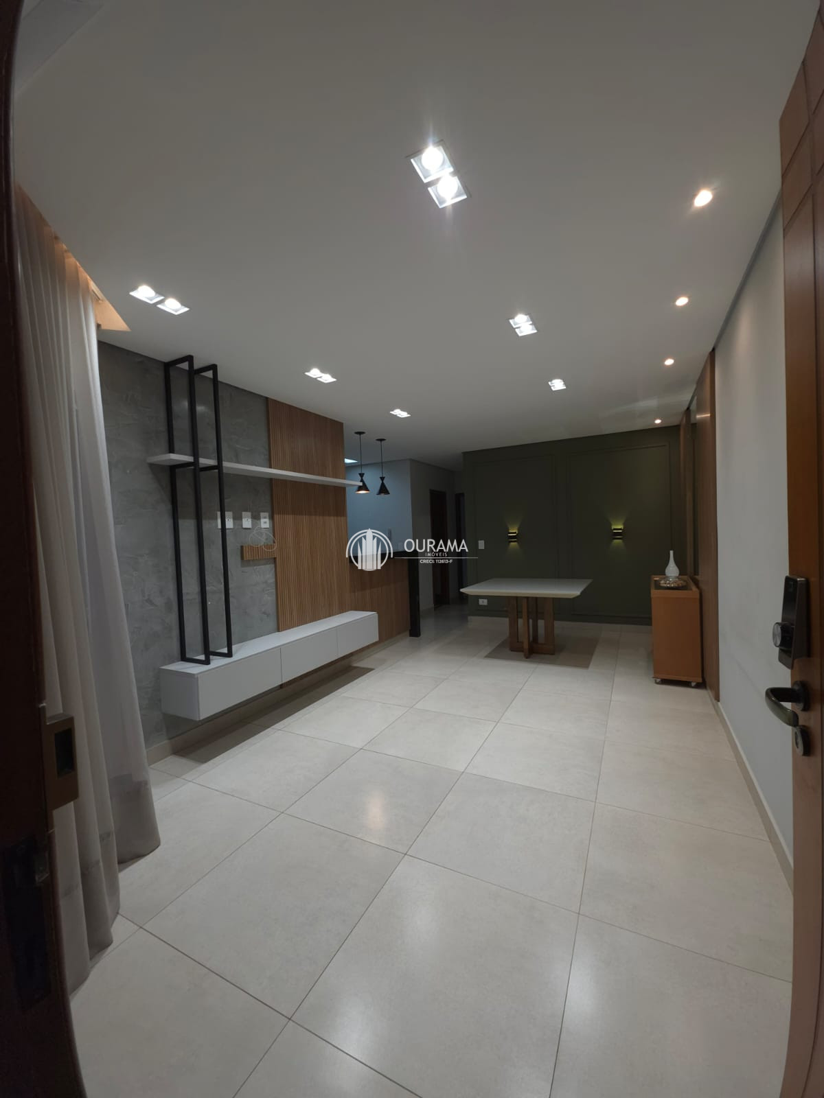 Apartamento em Parque Universitário