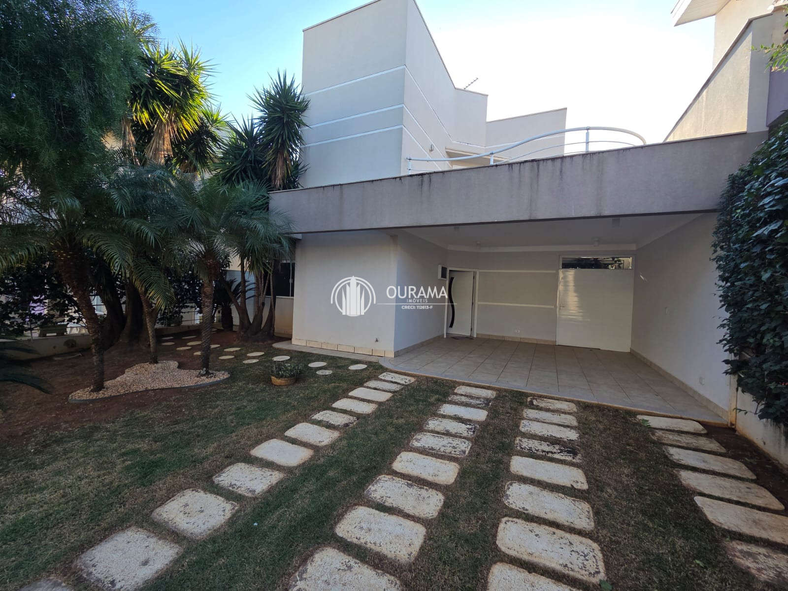 Casa em condomínio em Jardim Imperador