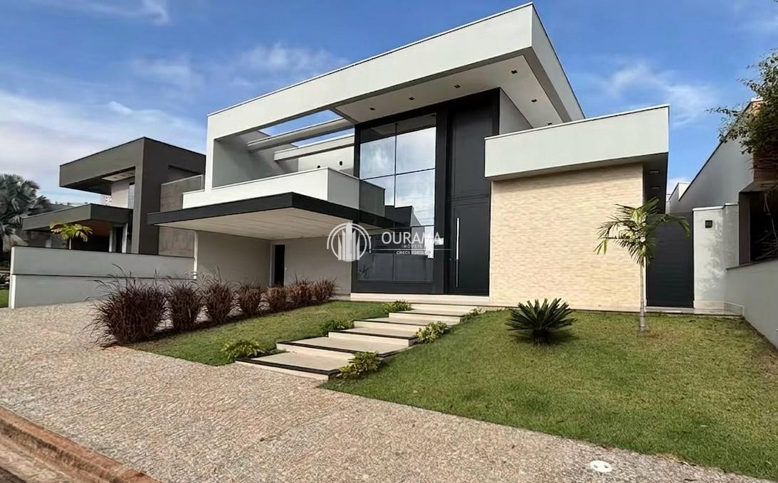 Casa em condomínio em Vila Cordenonsi