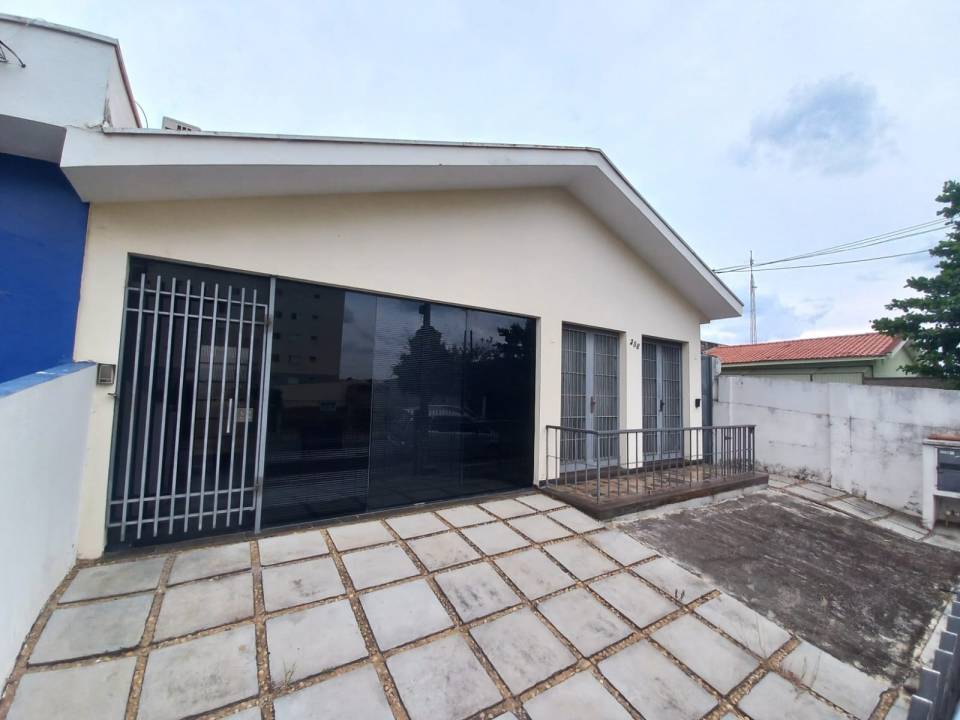 Casa comercial em Vila Santa Catarina