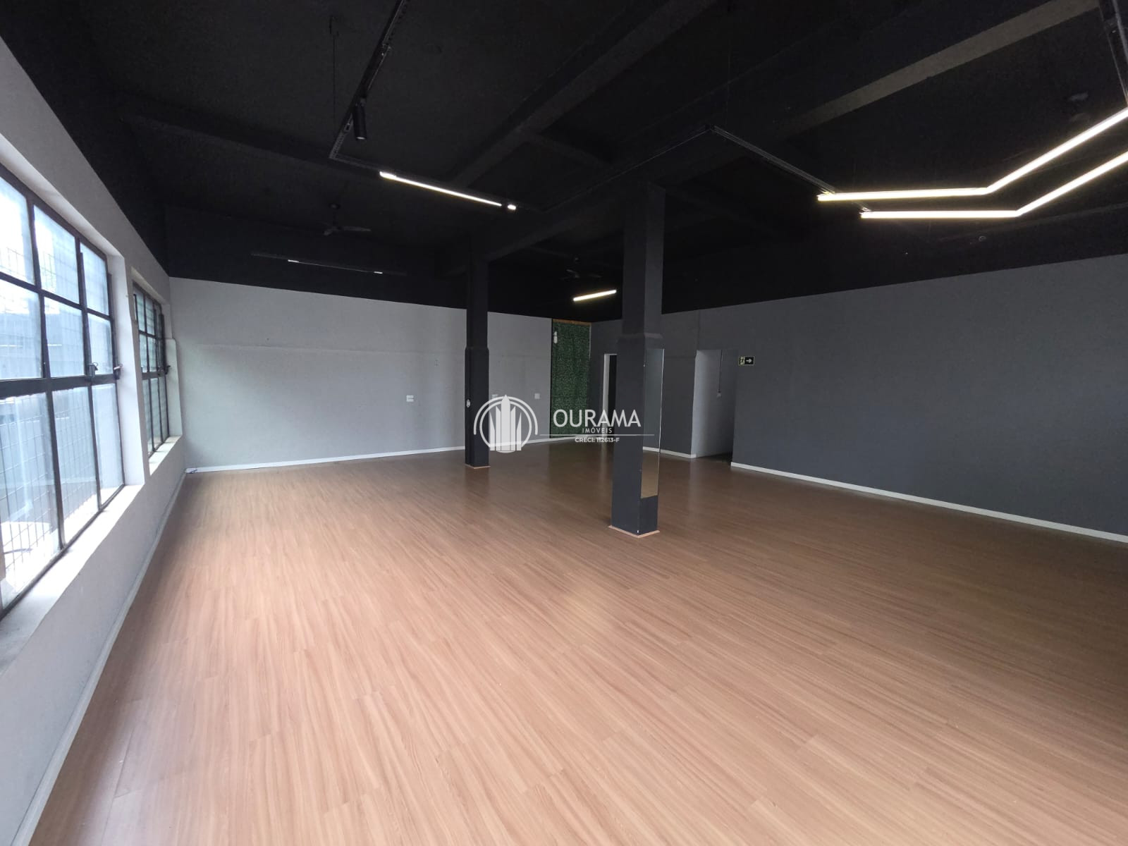 Salão Comercial / Loja à venda (R$ 1.200.000,00) ou locação (R$ 3.200,00/mês), 130m² - Nova Americana - Americana/SP — foto 2