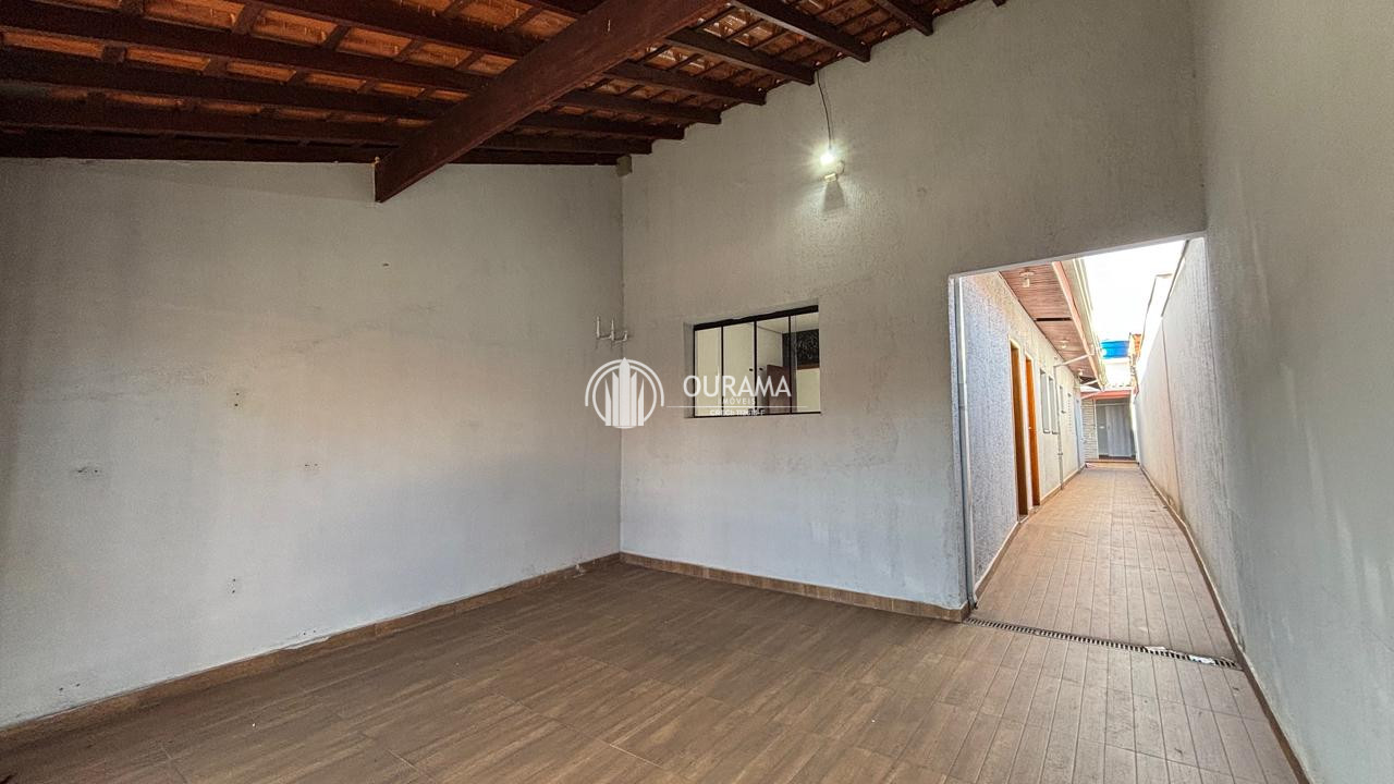 Casa em Vila Mollon IV