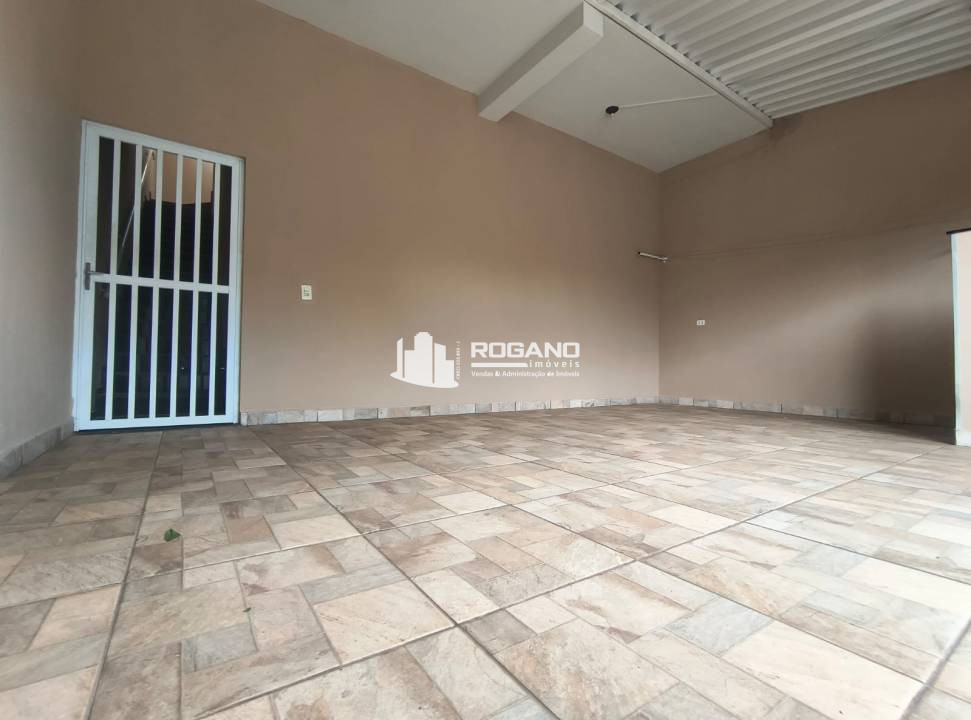 Casa em Jardim Thelja