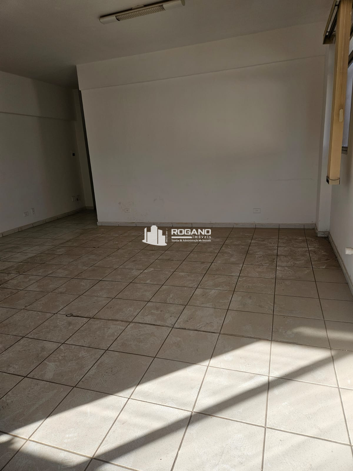Sala Comercial / Escritorio / Consultório para locação por R$ 800,00/mês - Centro - Americana/SP — foto 3