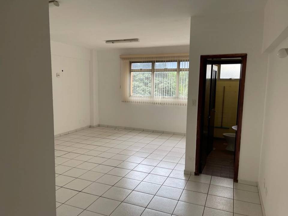 Sala Comercial / Escritorio / Consultório em Centro