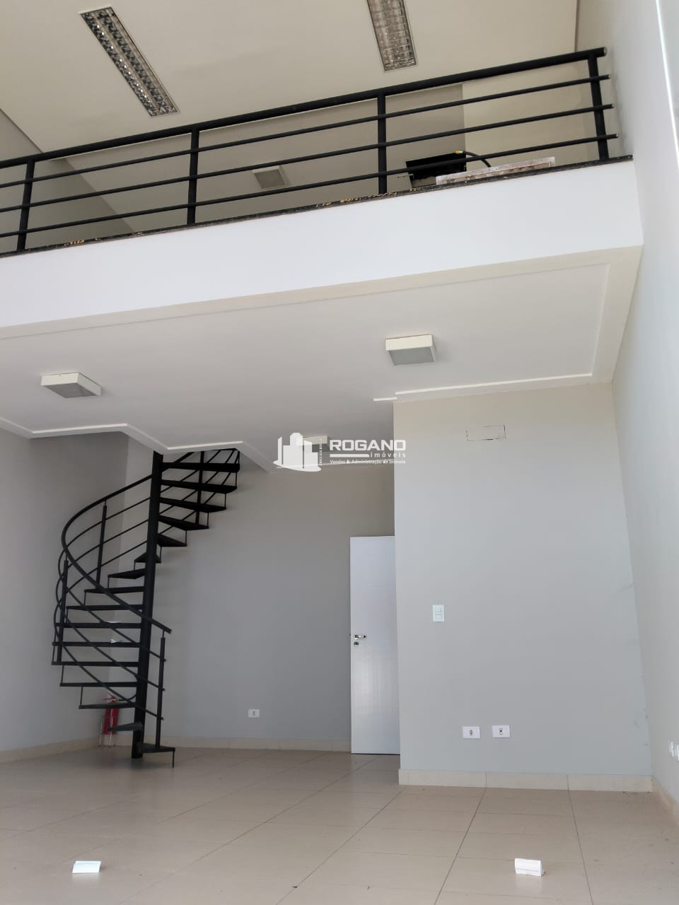 Salão Comercial / Loja em Jardim Glória