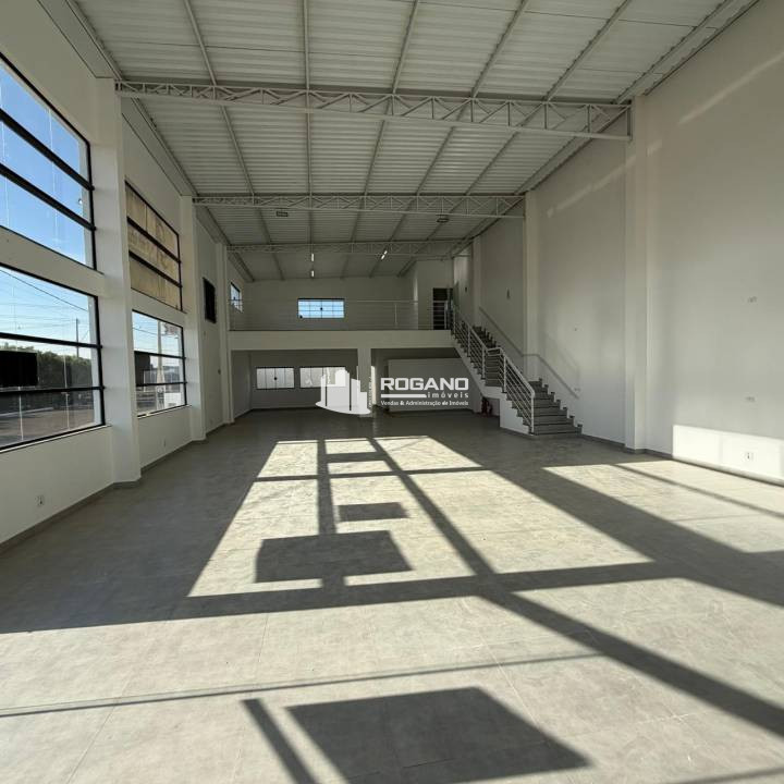 Salão Comercial / Loja em Jardim Brasília