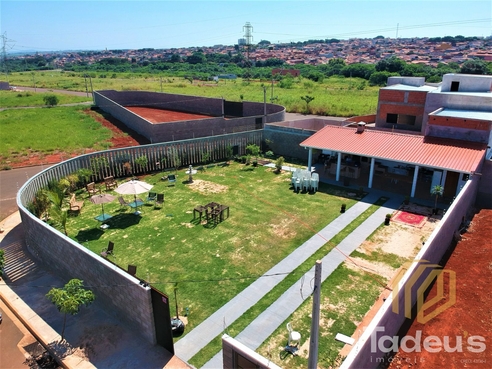 Terreno / Lote em Centro