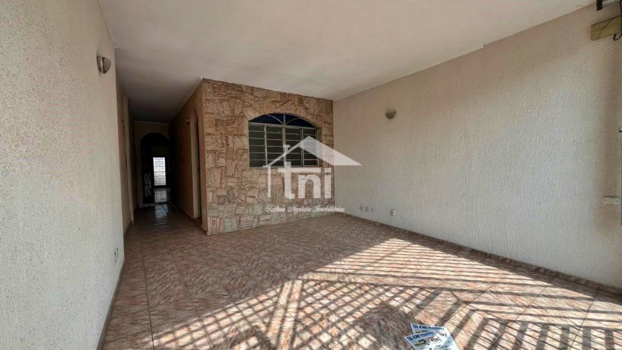 Casa com 3 dormitórios para locação por R$ 2.500,00/mês - Centro - Santa Bárbara D'Oeste/SP — foto 2