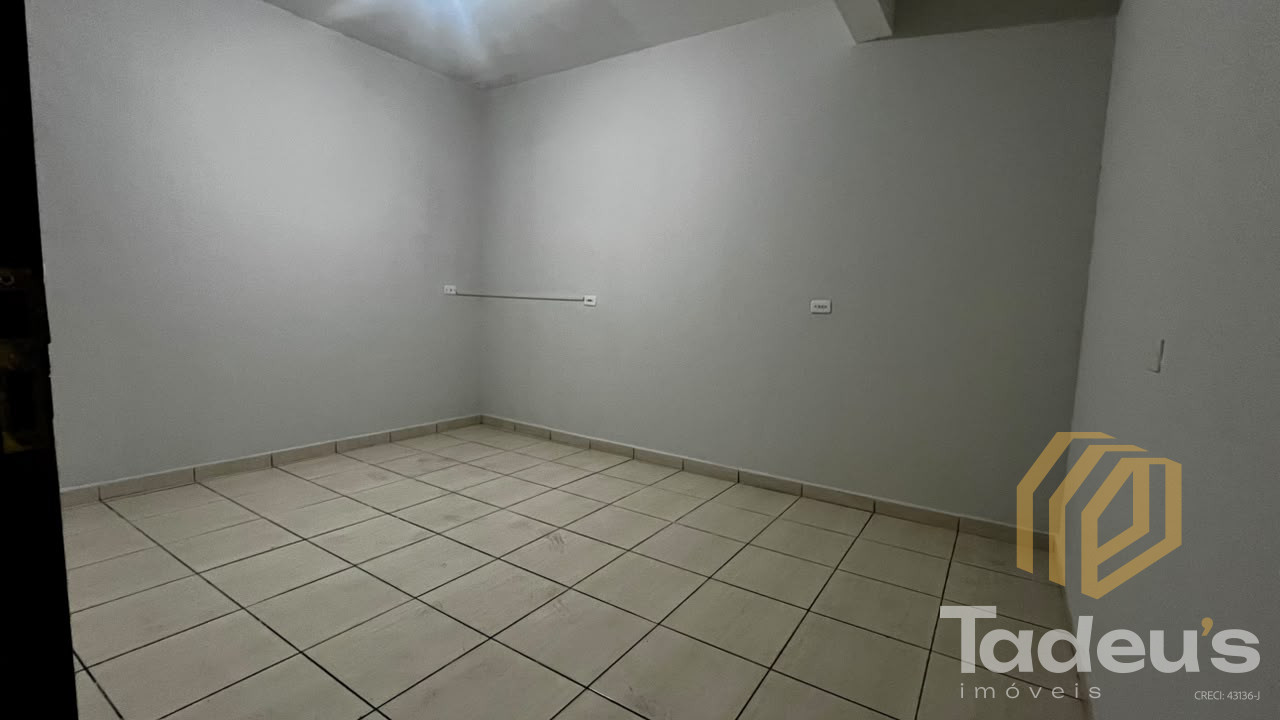 Casa em Vila Mollon IV