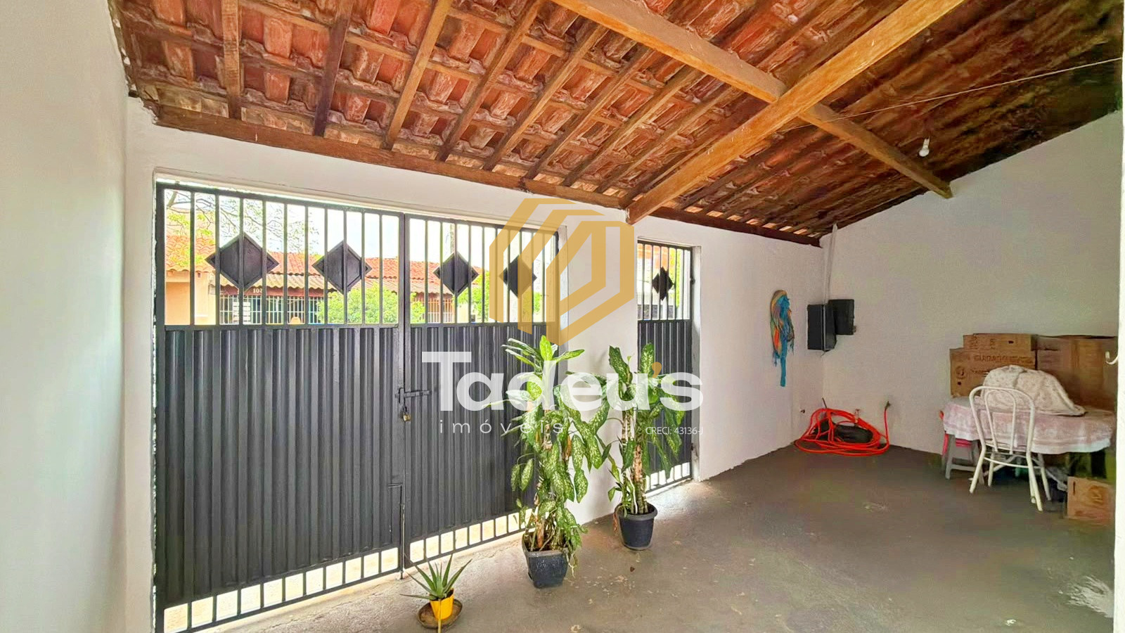 Casa em Conjunto Habitacional dos Trabalhadores
