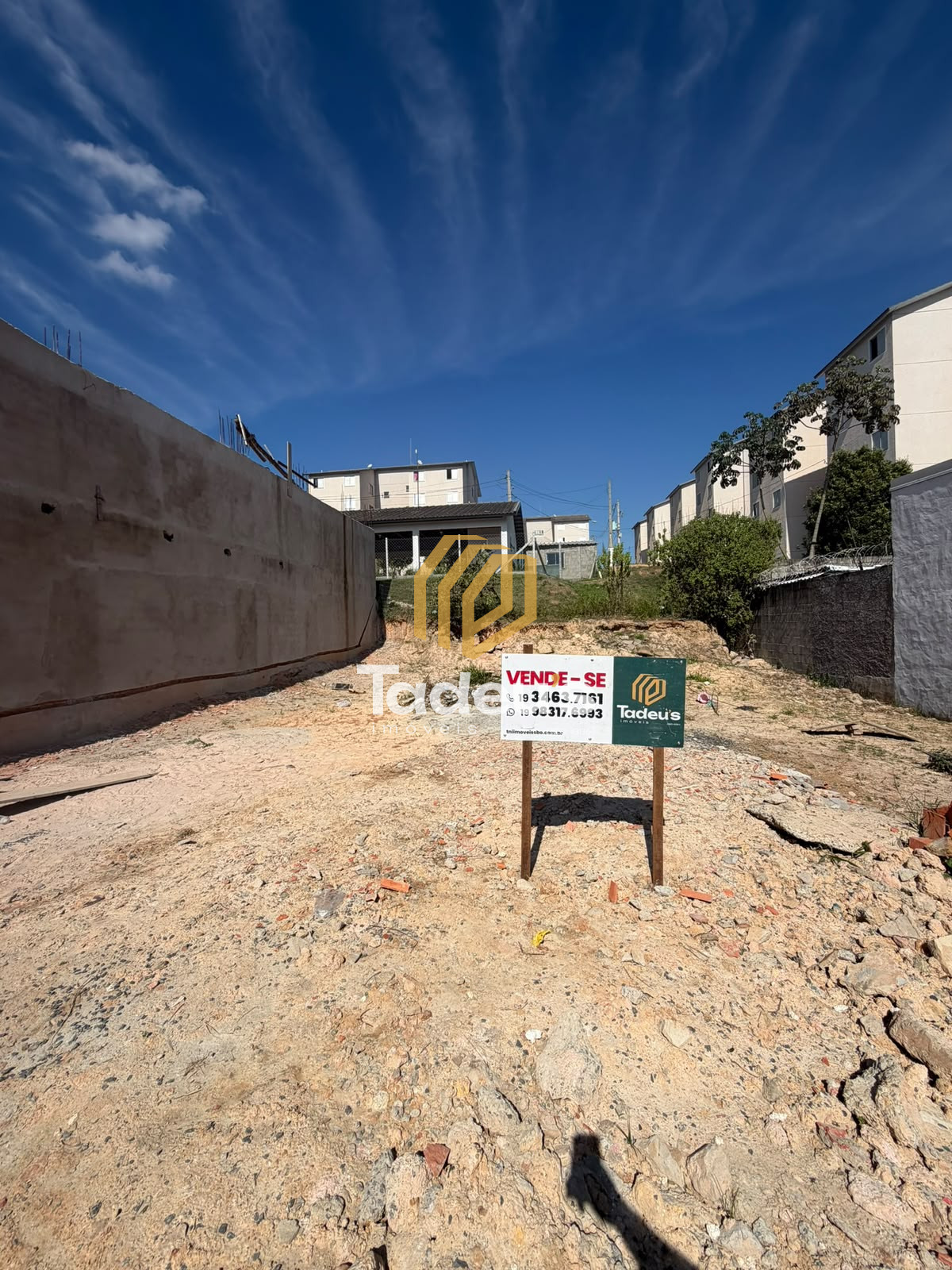 Terreno / Lote em Parque Residencial do Lago