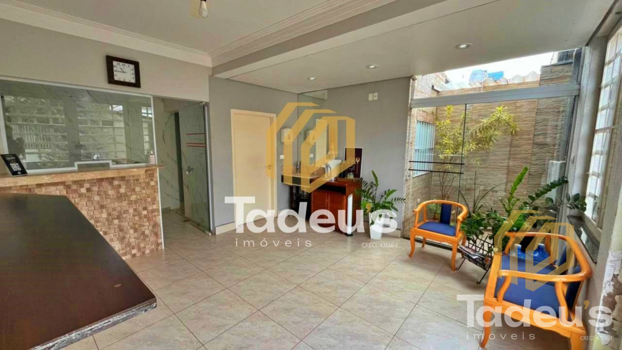 Salão Comercial / Loja em Centro