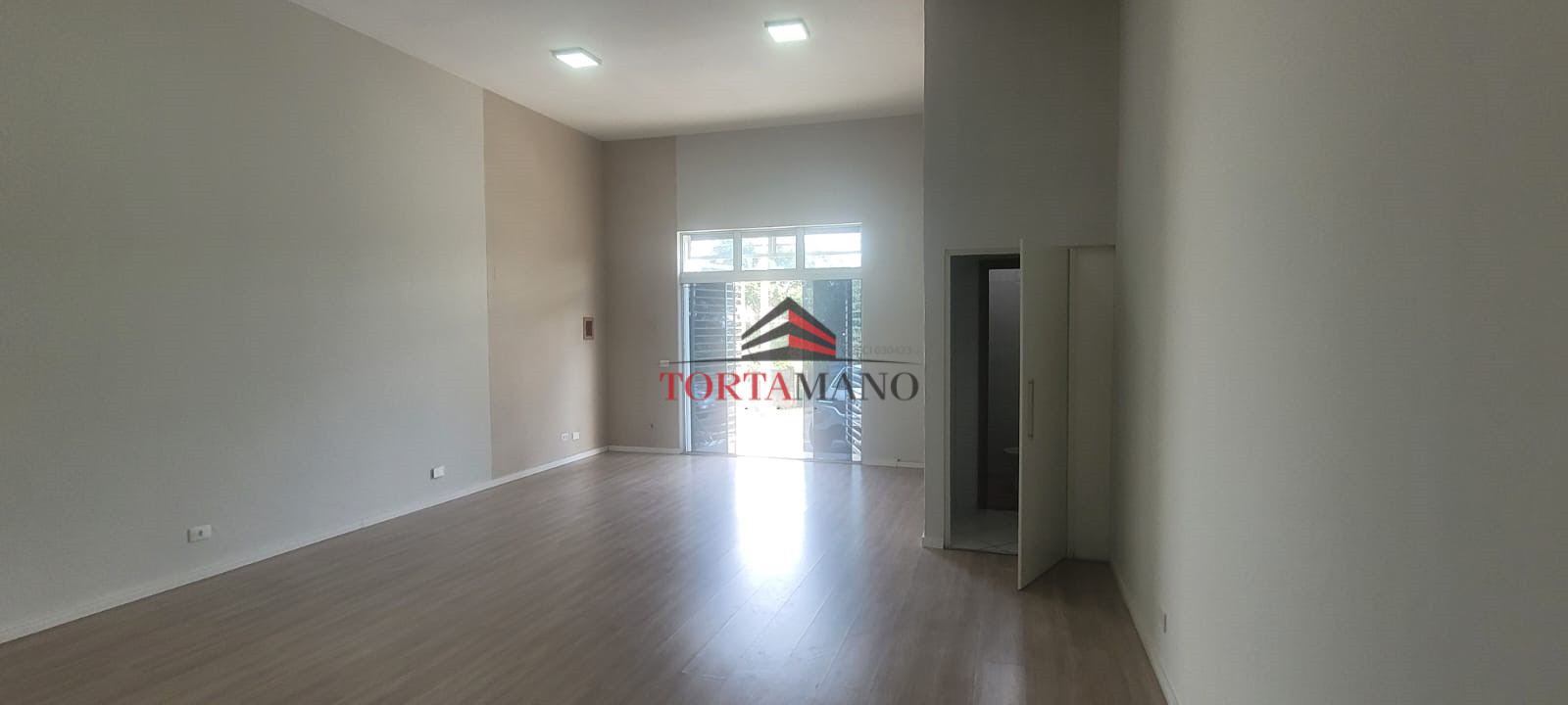 Sala Comercial / Escritorio / Consultório para locação, 100m² por R$ 1.100,00/mês - Santa Cruz - Americana/SP — foto 2