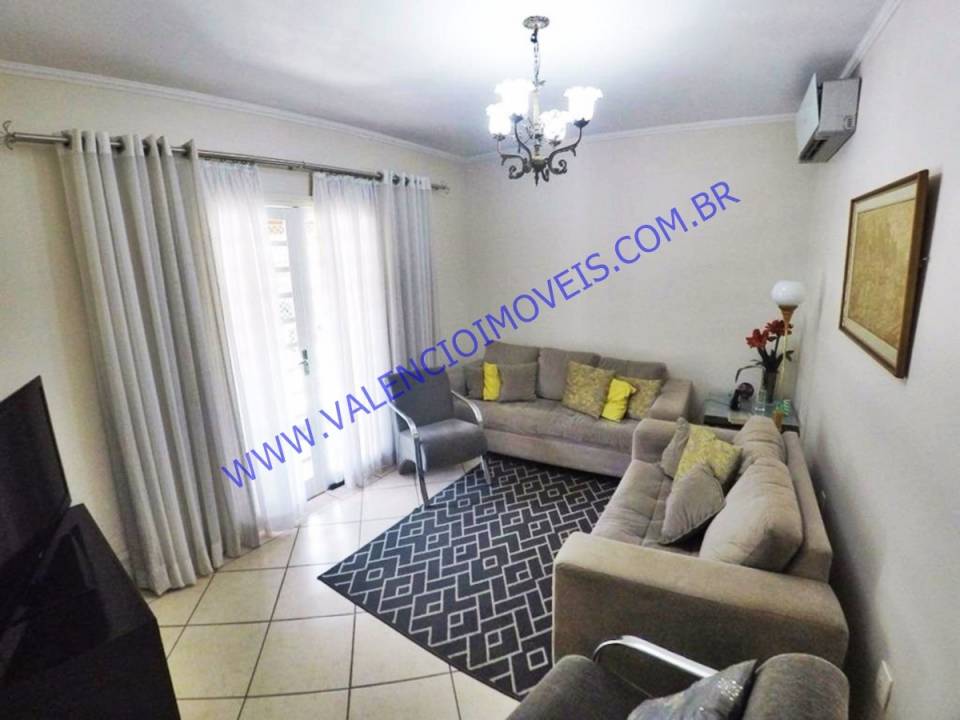 Casa em Jardim Nielsen Ville