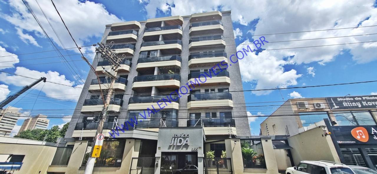 Apartamento em Jardim Girassol
